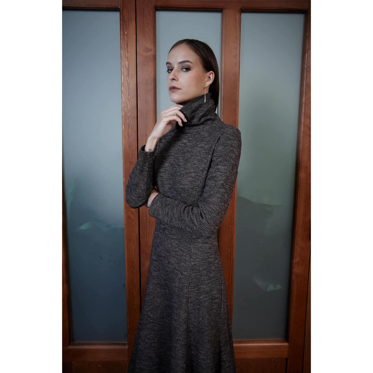 Women Evora Dress - Trumpet Day Dress in 2-Tone Brown