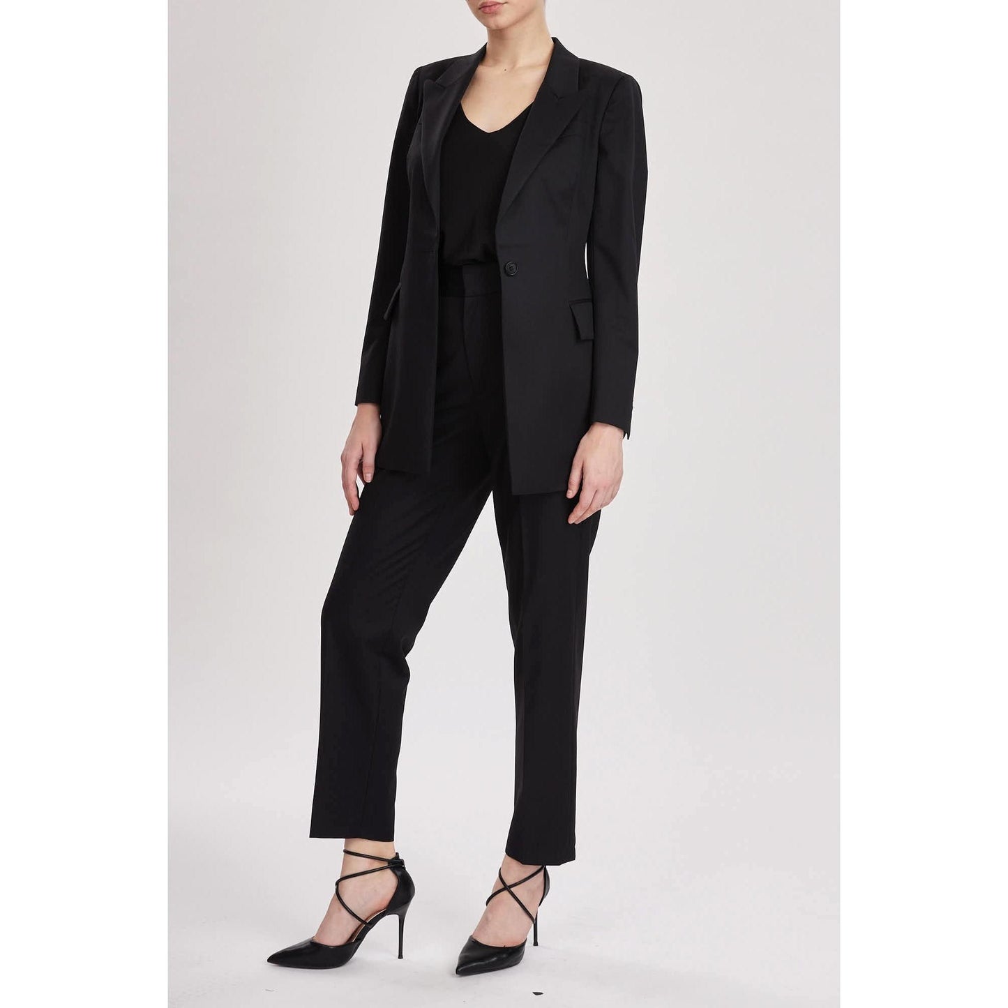 Women Broxbourne Jacket - Single Breasted Fitted Jacket in Black Wool