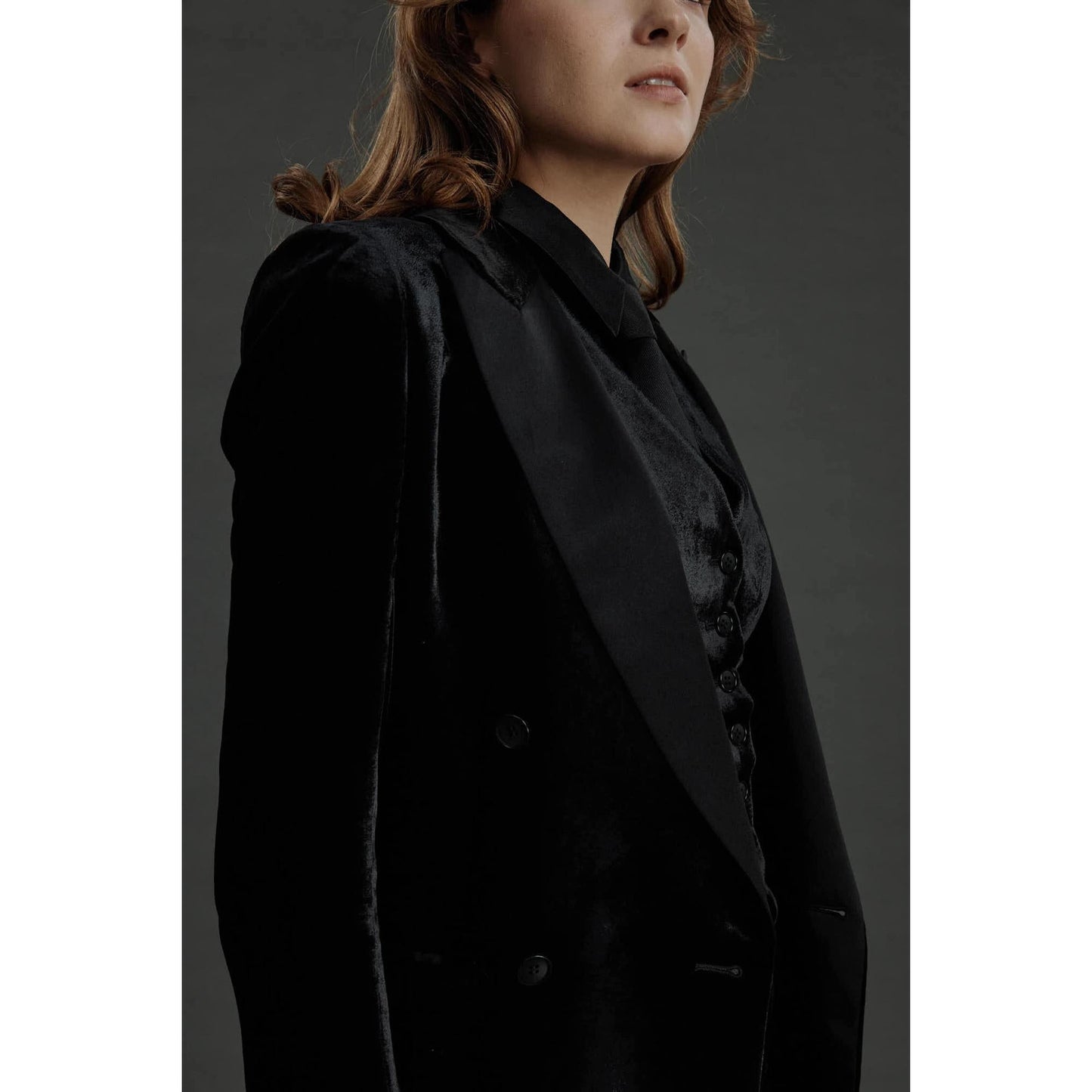 Women Amarante - Limited Edition Jacket - Double Breasted Velvet Jacket - Night Black