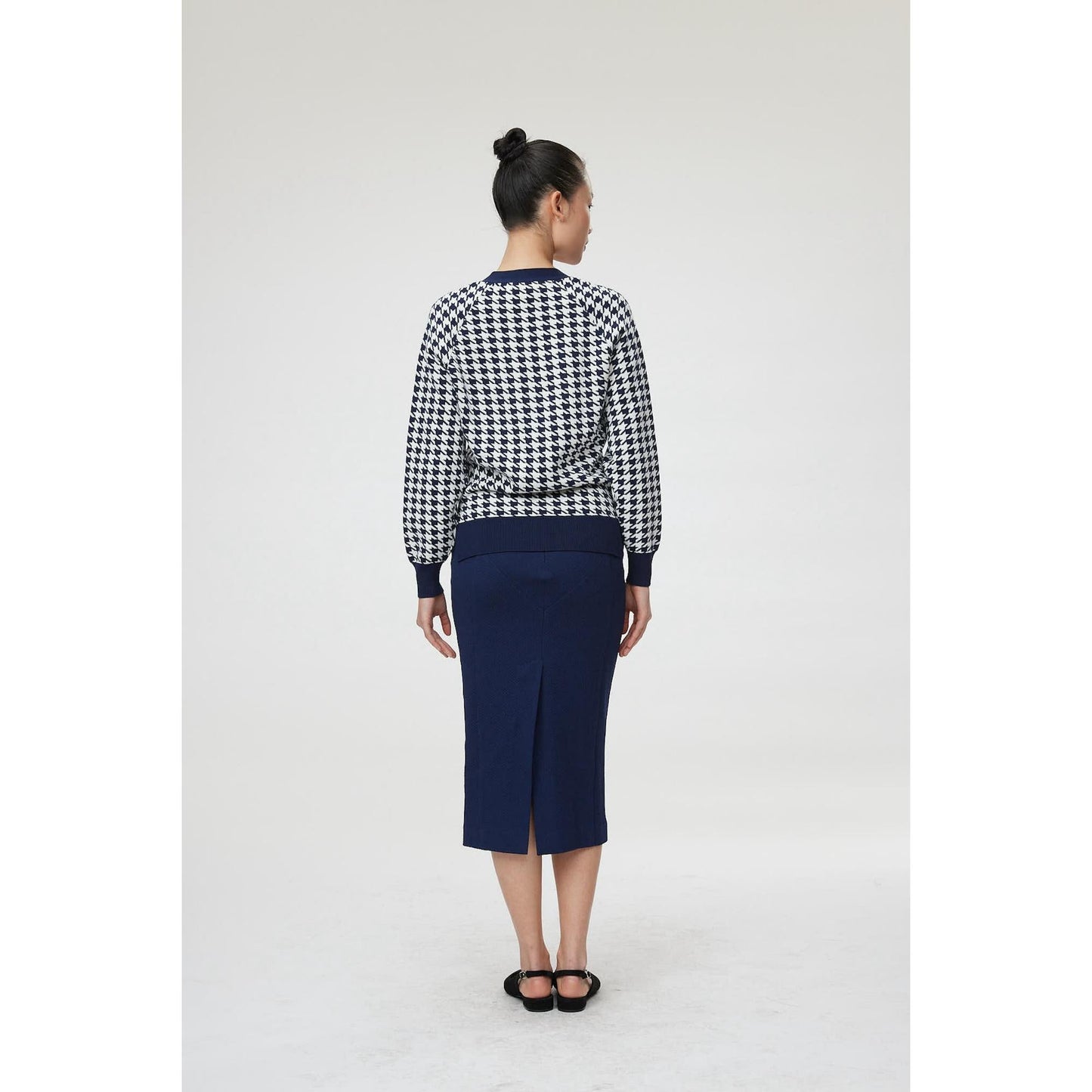Women Luca Cardigan - Cardigan in Navy & White Dogtooth Jacquard Knit