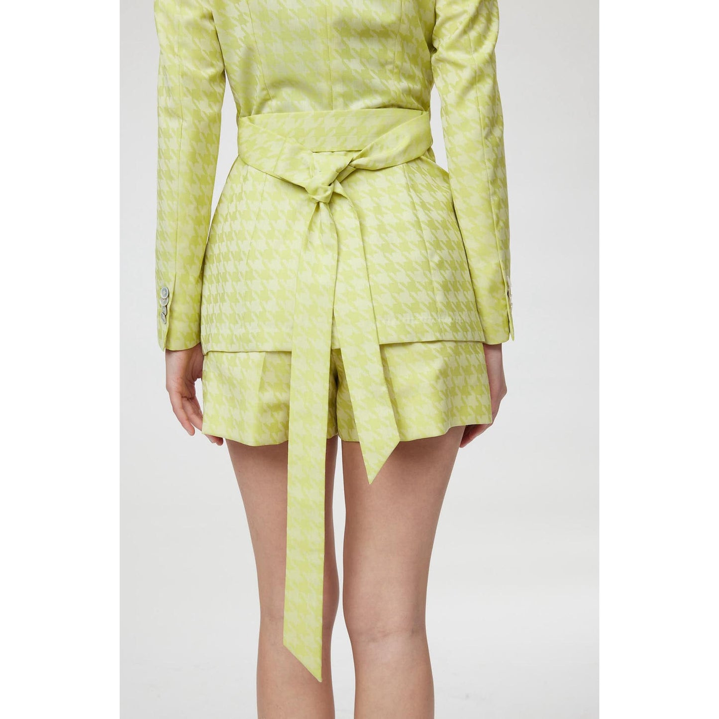 Women Capri Short - Tailored Shorts in Lime Green