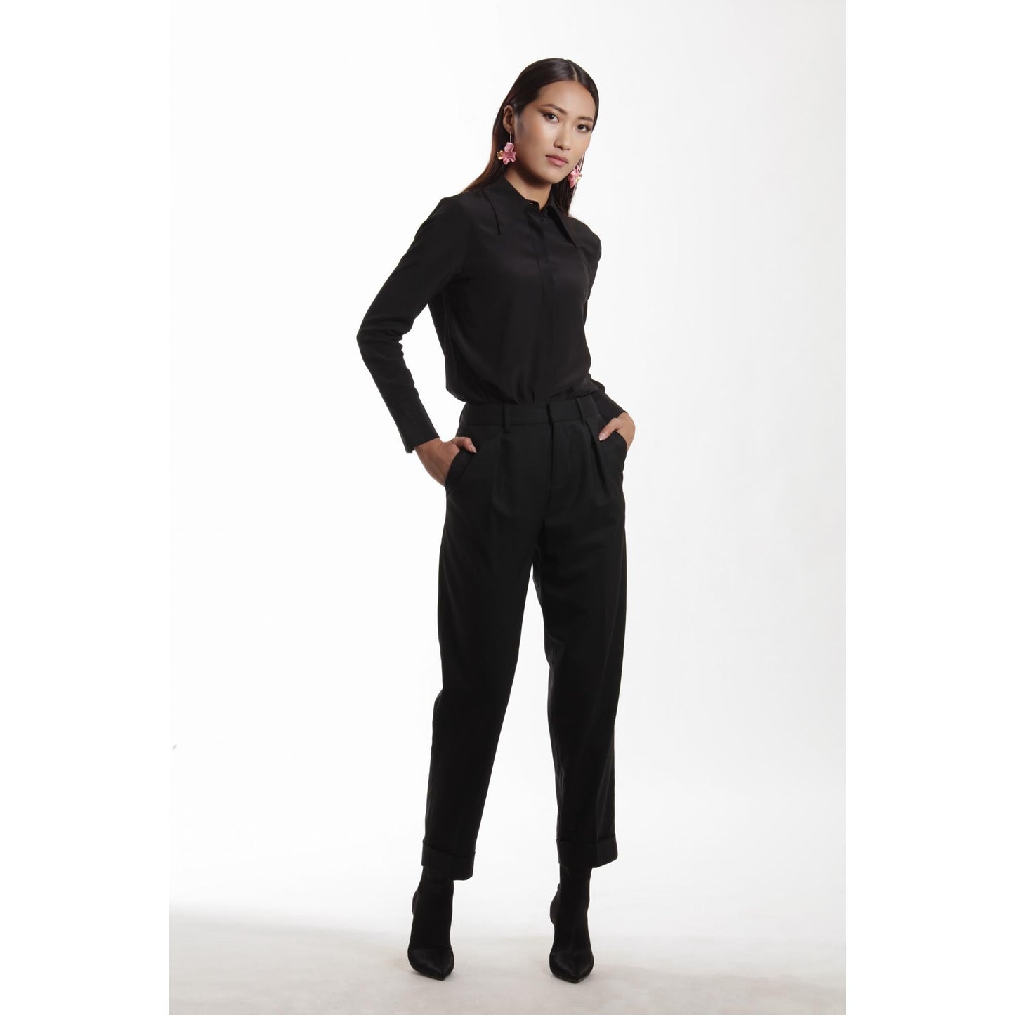 Women Nantes - High-Waisted, Cigarette Wool Trousers in Black