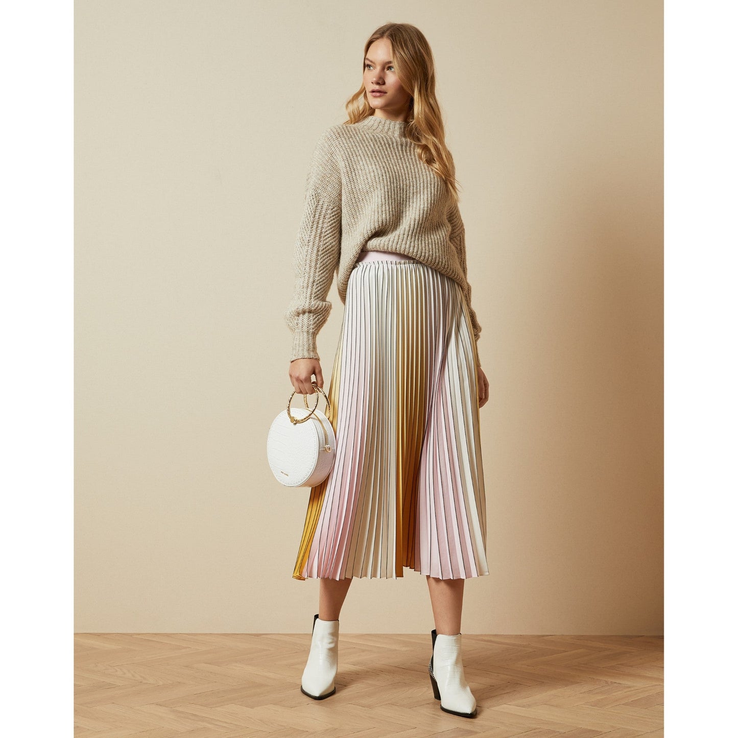 Women Noviia-Ombre Pleated Skirt - Yellow