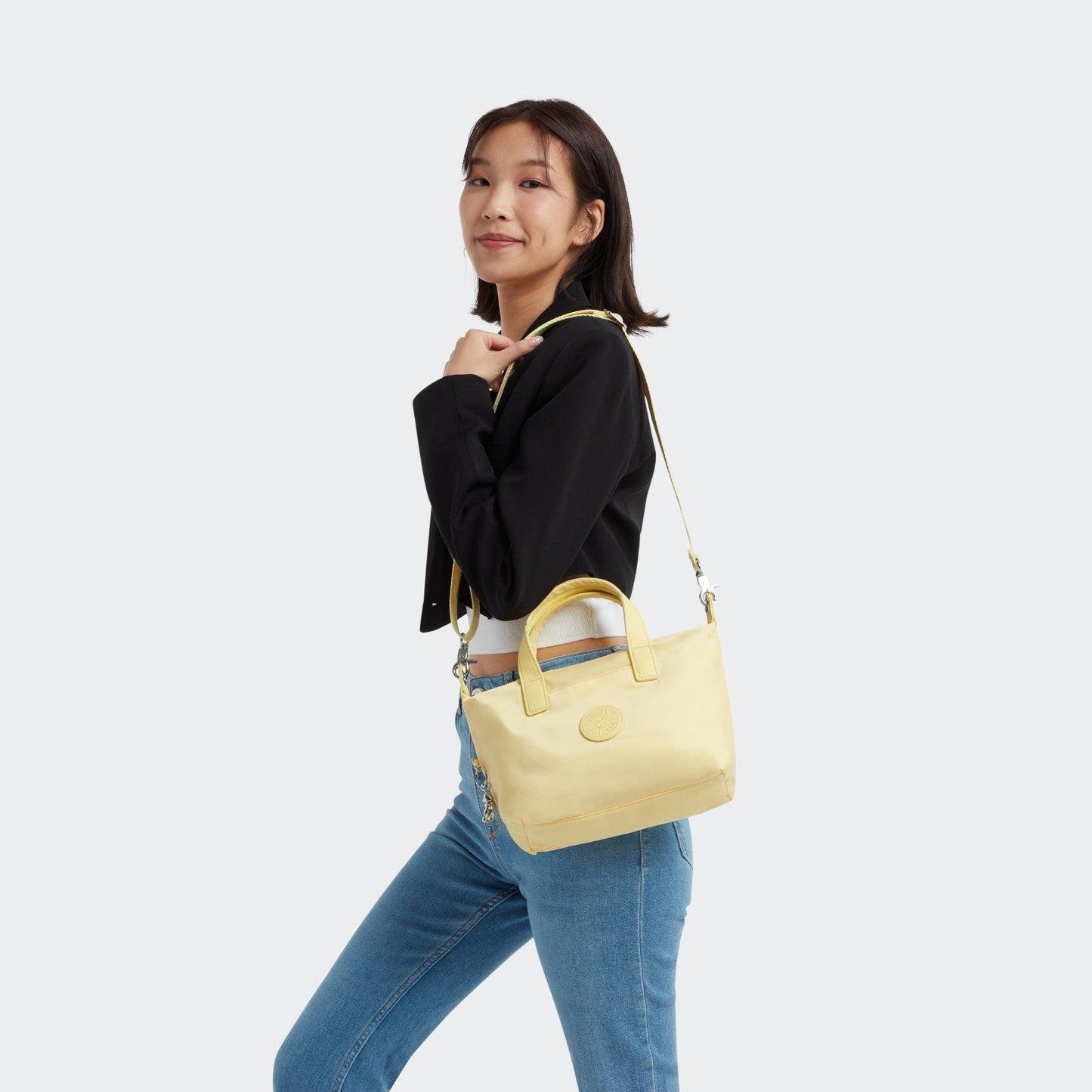Kala Compact Soft Yellow
