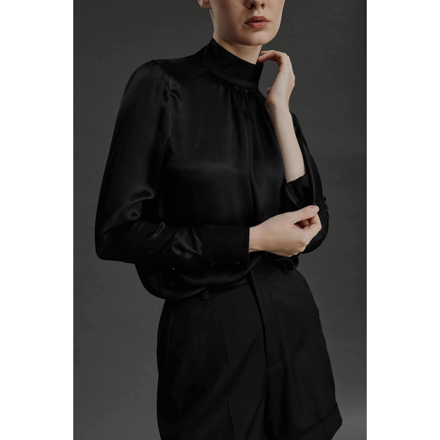 Women Fundao Blouse - High Neckline Blouse in Black
