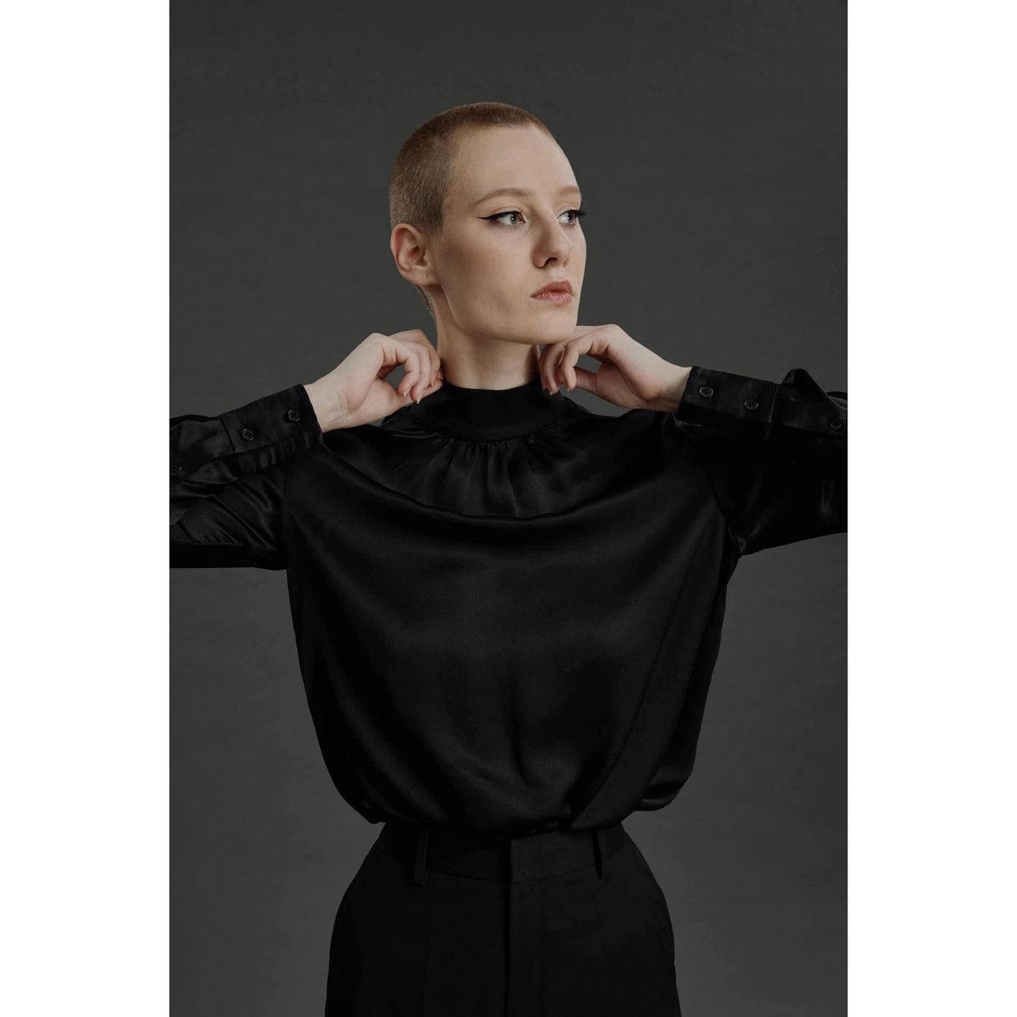 Women Fundao Blouse - High Neckline Blouse in Black