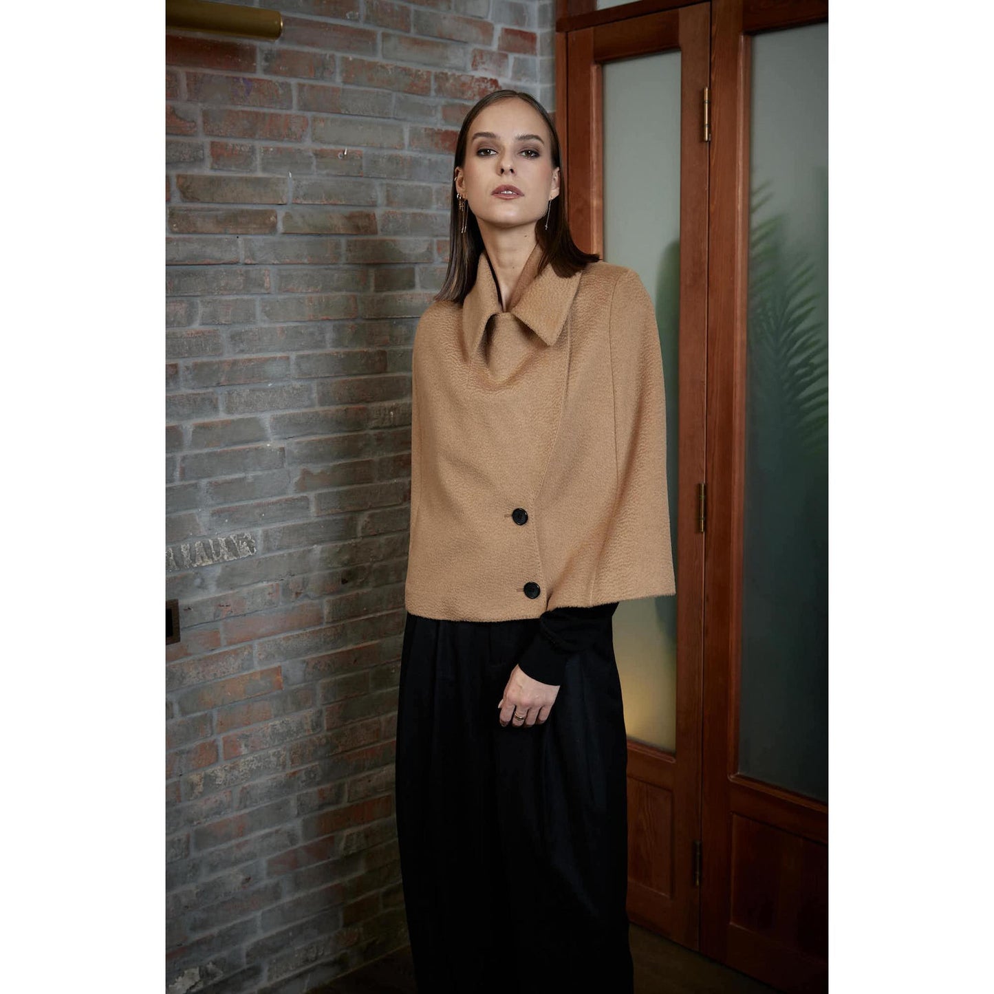 Women Alfena Cape - Cape in Camel Beige Wool - Camel Beige