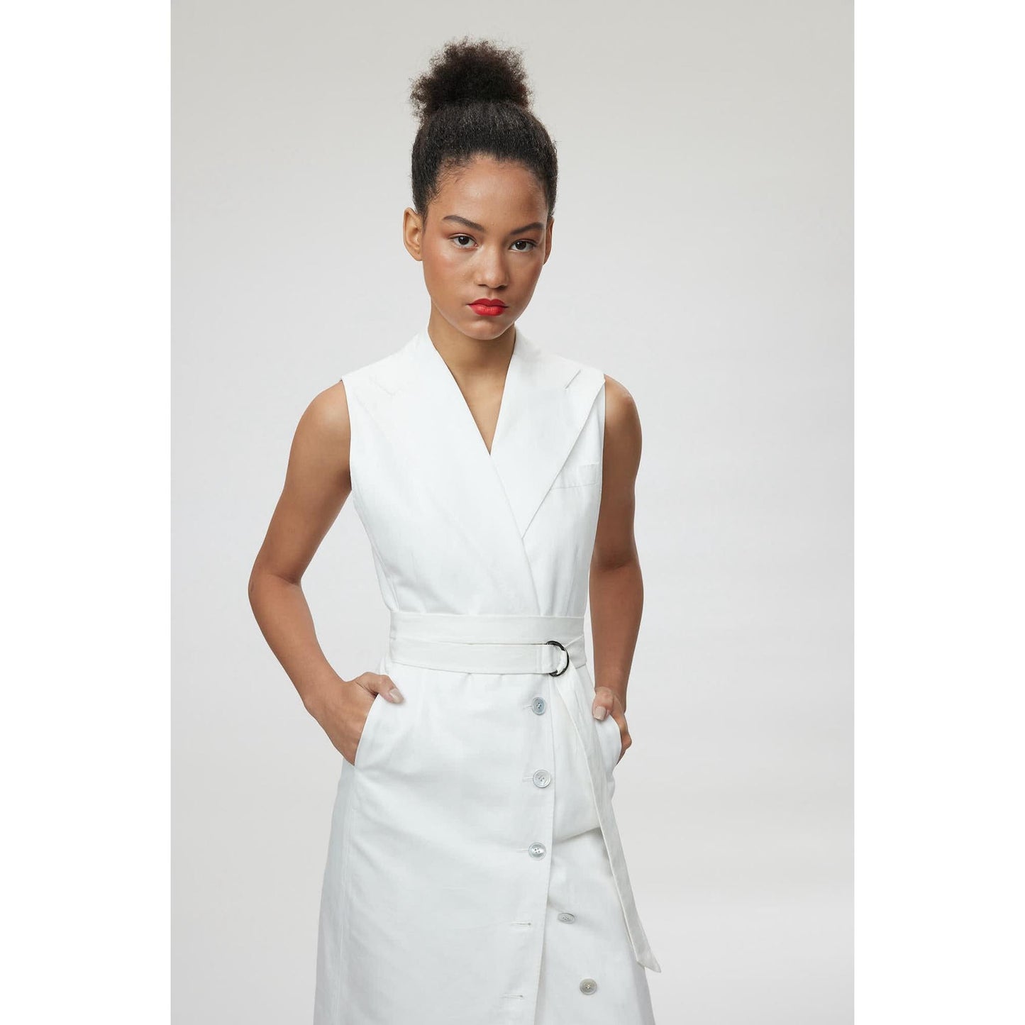 Women Pavia Dress - Tailored Sleeveless Dress in White