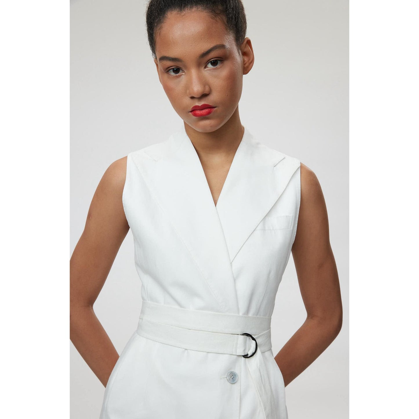 Women Pavia Dress - Tailored Sleeveless Dress in White