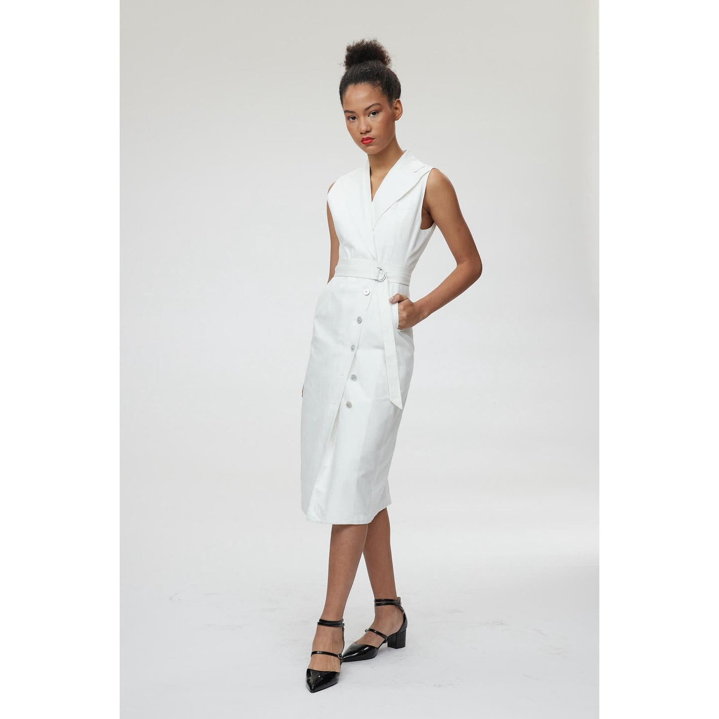 Women Pavia Dress - Tailored Sleeveless Dress in White