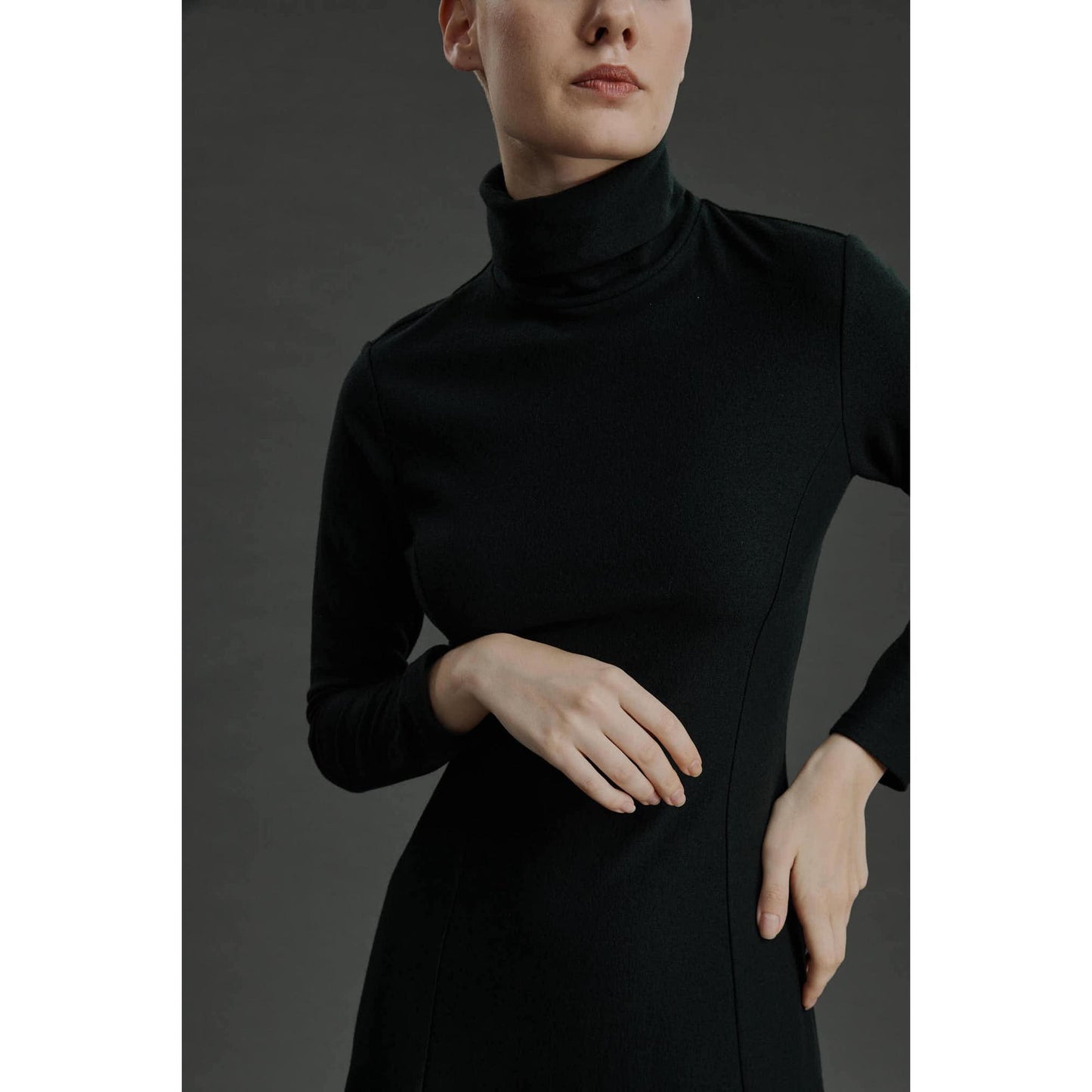 Women Evora Dress - Trumpet Day Dress in Green