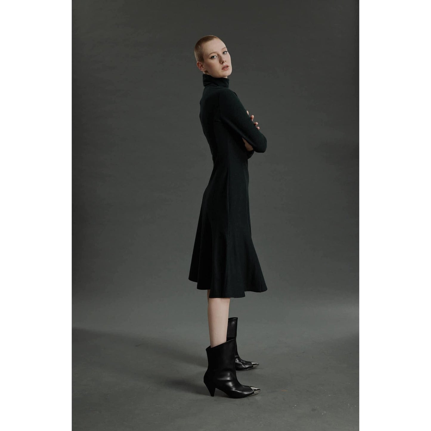 Women Evora Dress - Trumpet Day Dress in Green