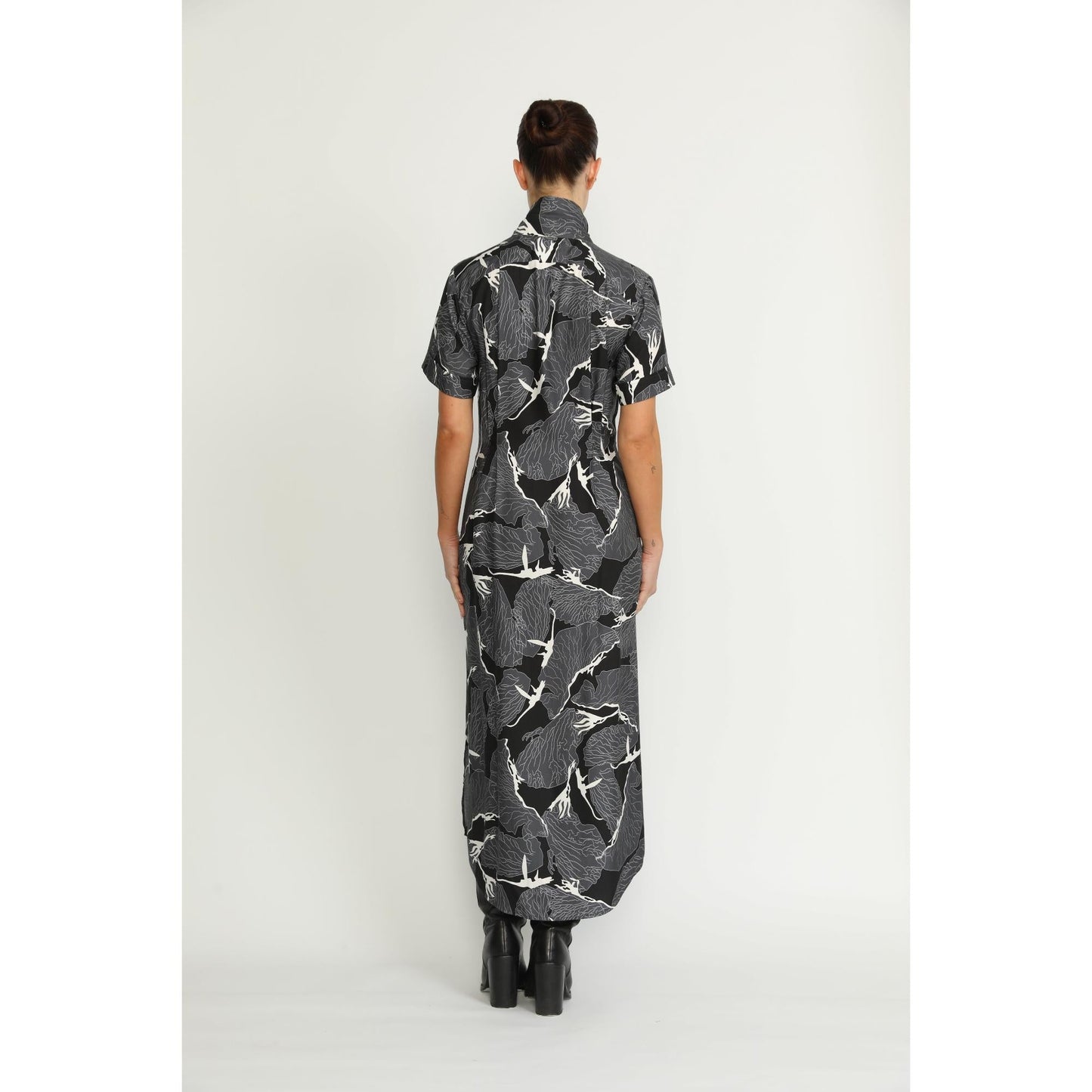 Women Port Dress - Port Relaxed Maxi Dress in Black Petal Print