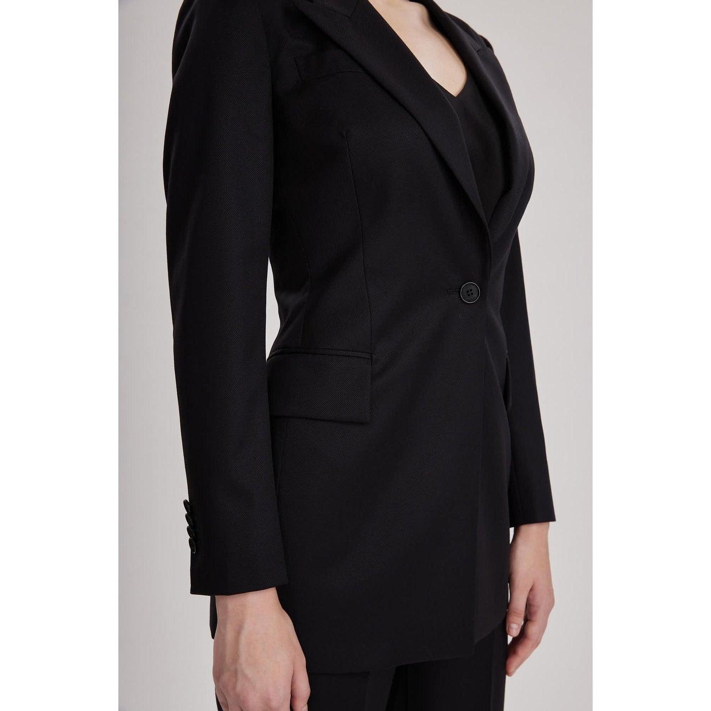 Women Broxbourne Jacket - Single Breasted Fitted Jacket in Black Wool