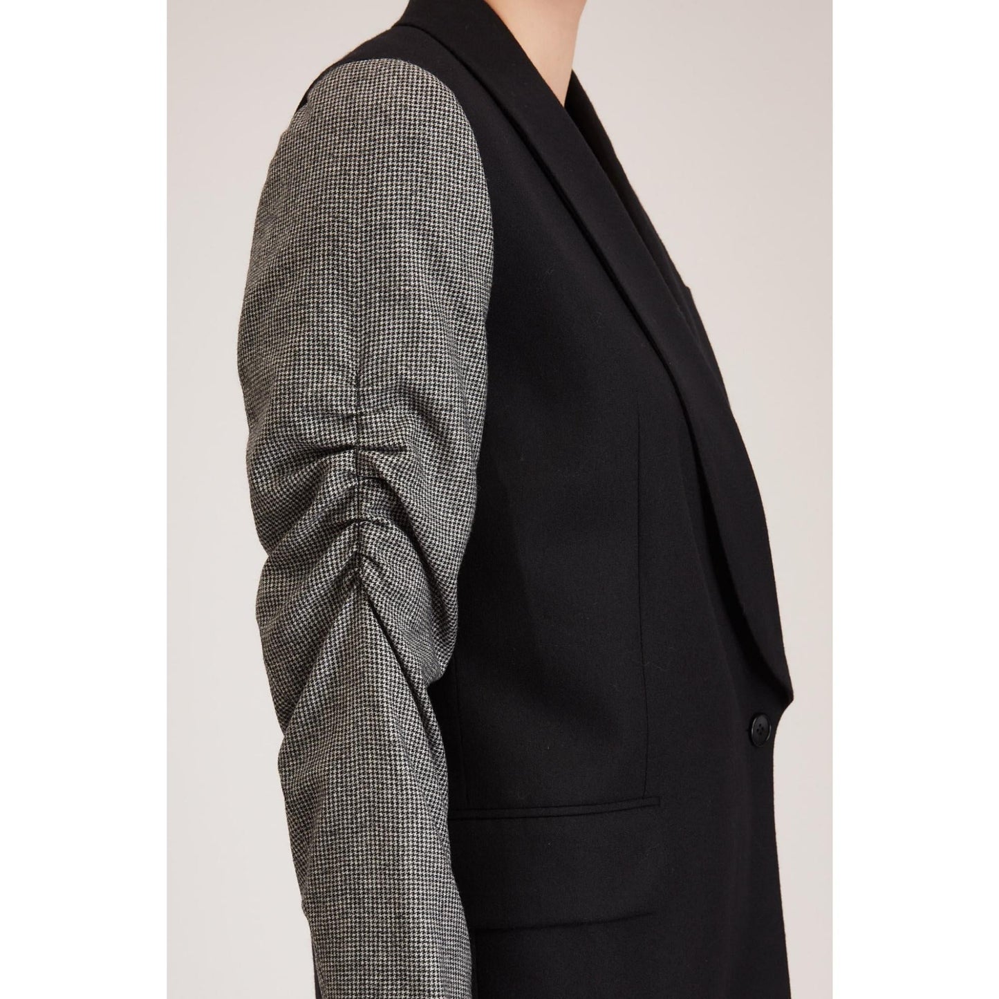 Women Kingston Jacket - Relaxed Fit, Double Breasted Suit Jacket in Black