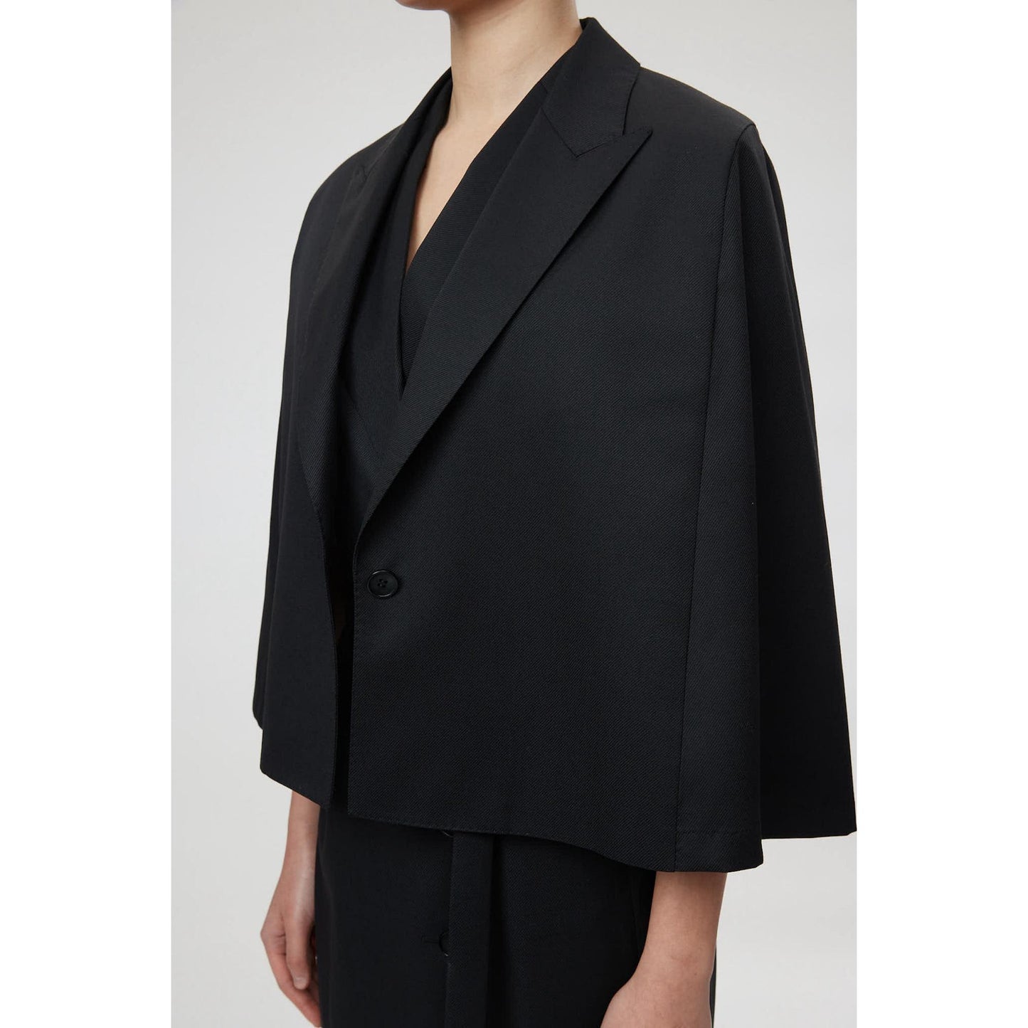 Women Sassari Jacket - Light Summer Cape in Black