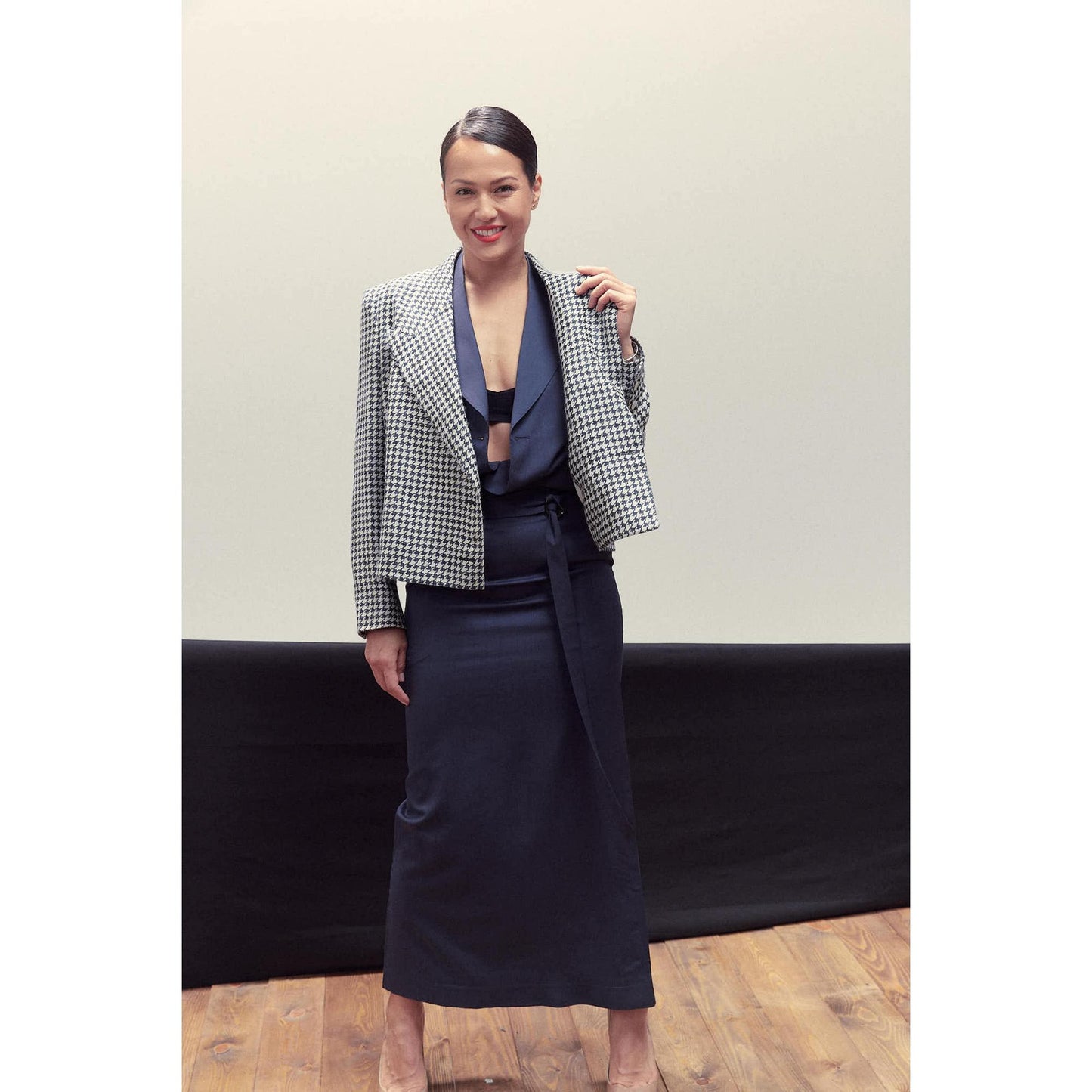 Women Milano Jacket - Short Suit Jacket in Navy Blue Dogtooth
