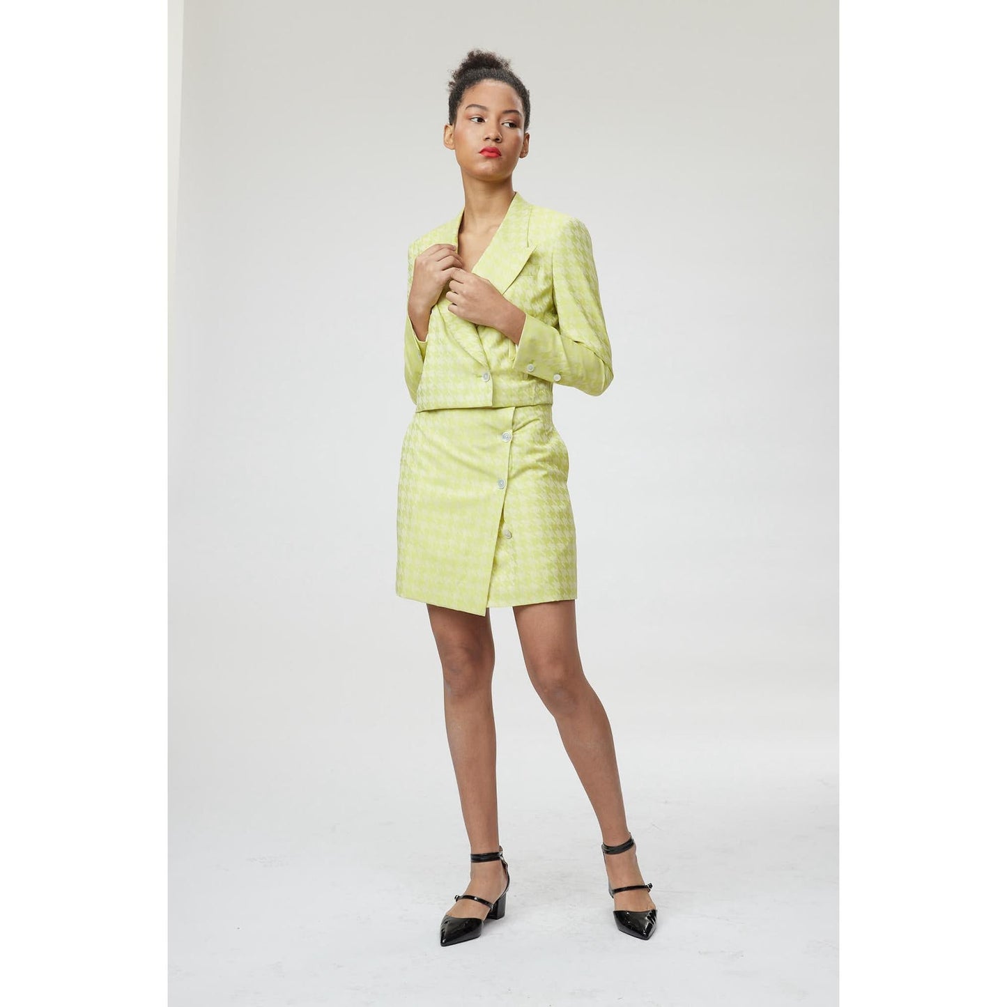 Women Verona Jacket - Cropped Jacket in Lime Green Dogtooth Jacquard