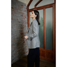 Load image into Gallery viewer, Women Alessandria Jacket - Double Breasted Jacket in Dogtooth - Navy
