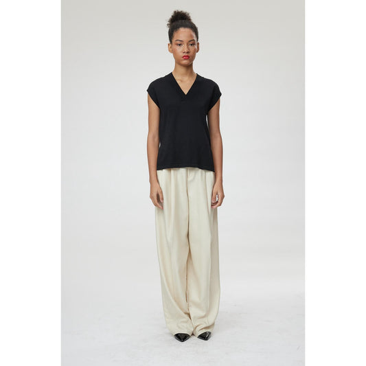 Women Barletta - V-Neck Knit Vest in Black