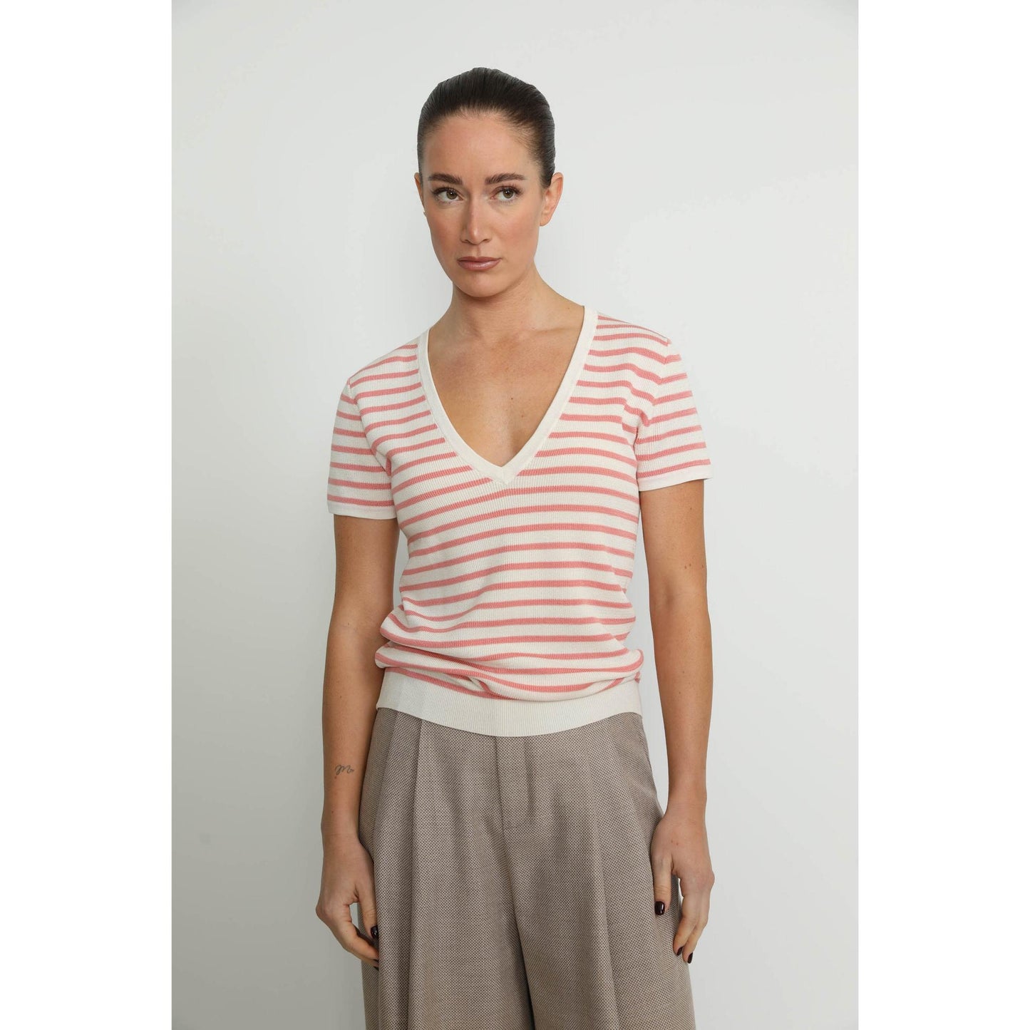 Women Pisa - Pisa V-Neck T-Shirt in Pink/ White Stripe