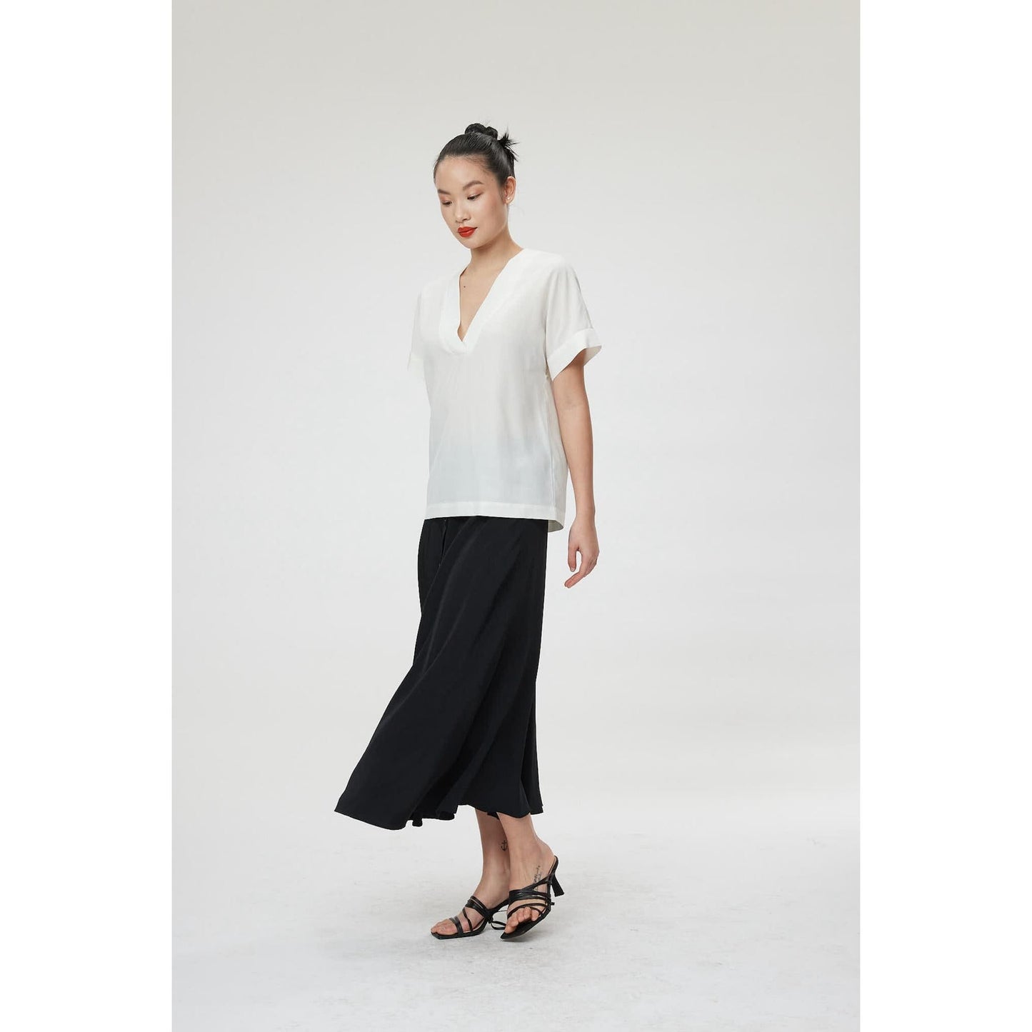 Women Perugia Skirt - Midi A-Line Skirt in Black