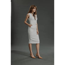 Load image into Gallery viewer, Women Almeirim - Limited Edition Skirt - Pencil Skirt in Wool Crepe - Daisy White
