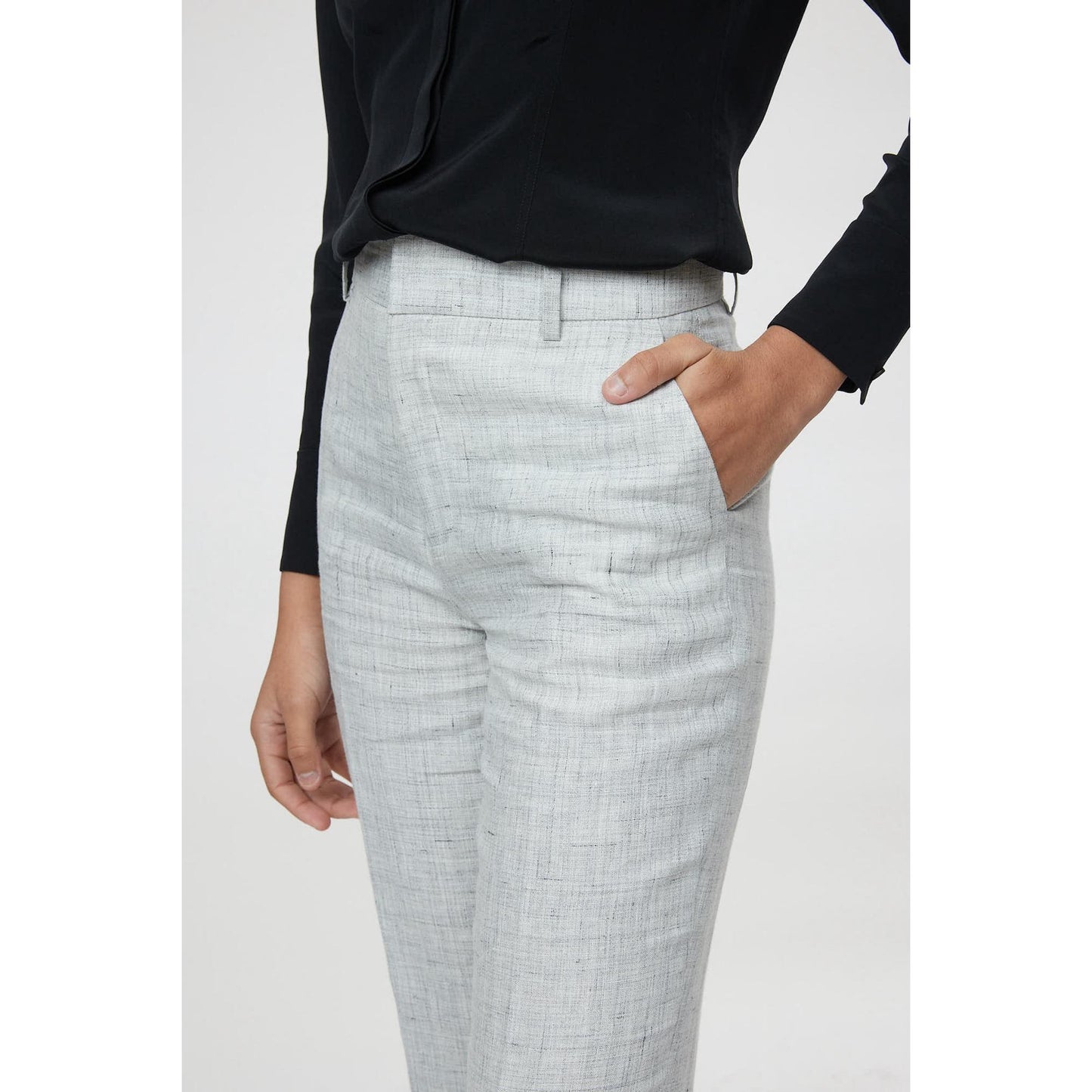 Women Dunkrik Trouser - High-Waisted  Cigarette Trousers in Grey