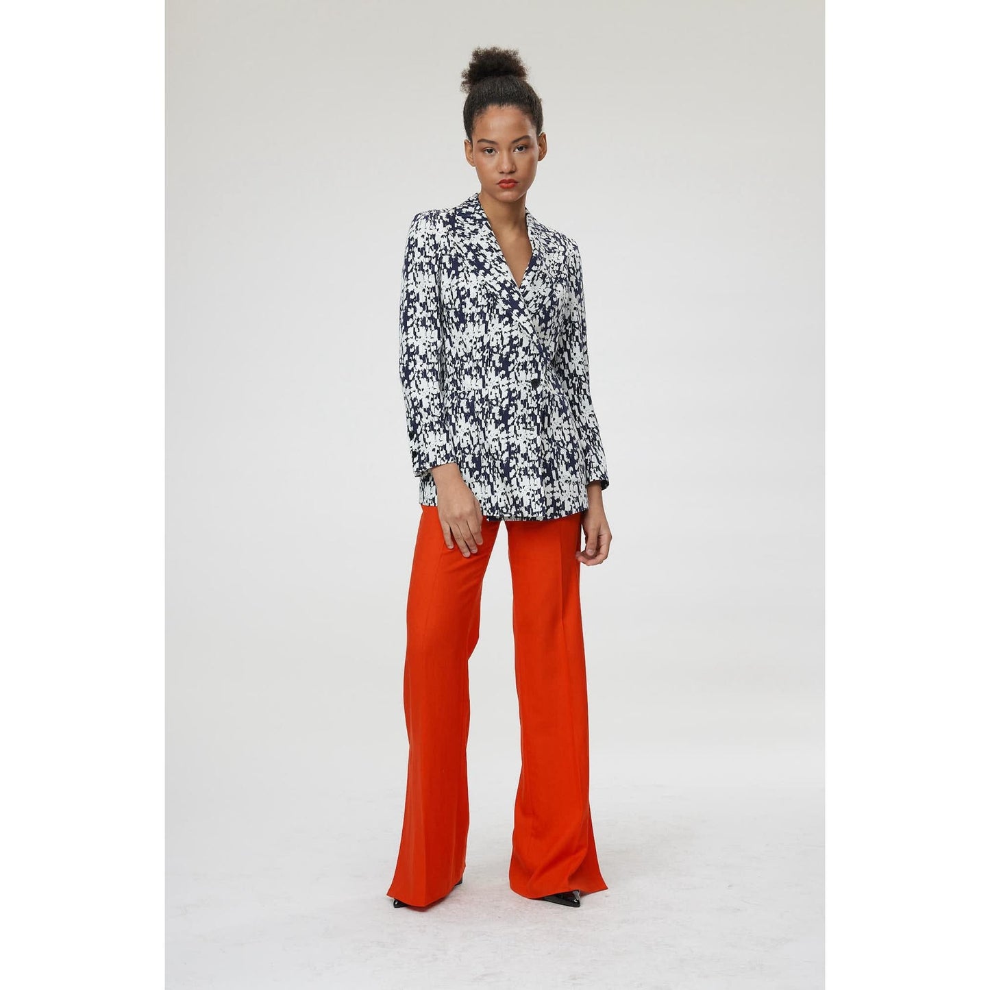 Women Emilia Trouser - Slim-Fit Bootcut Trousers in Poppy Red