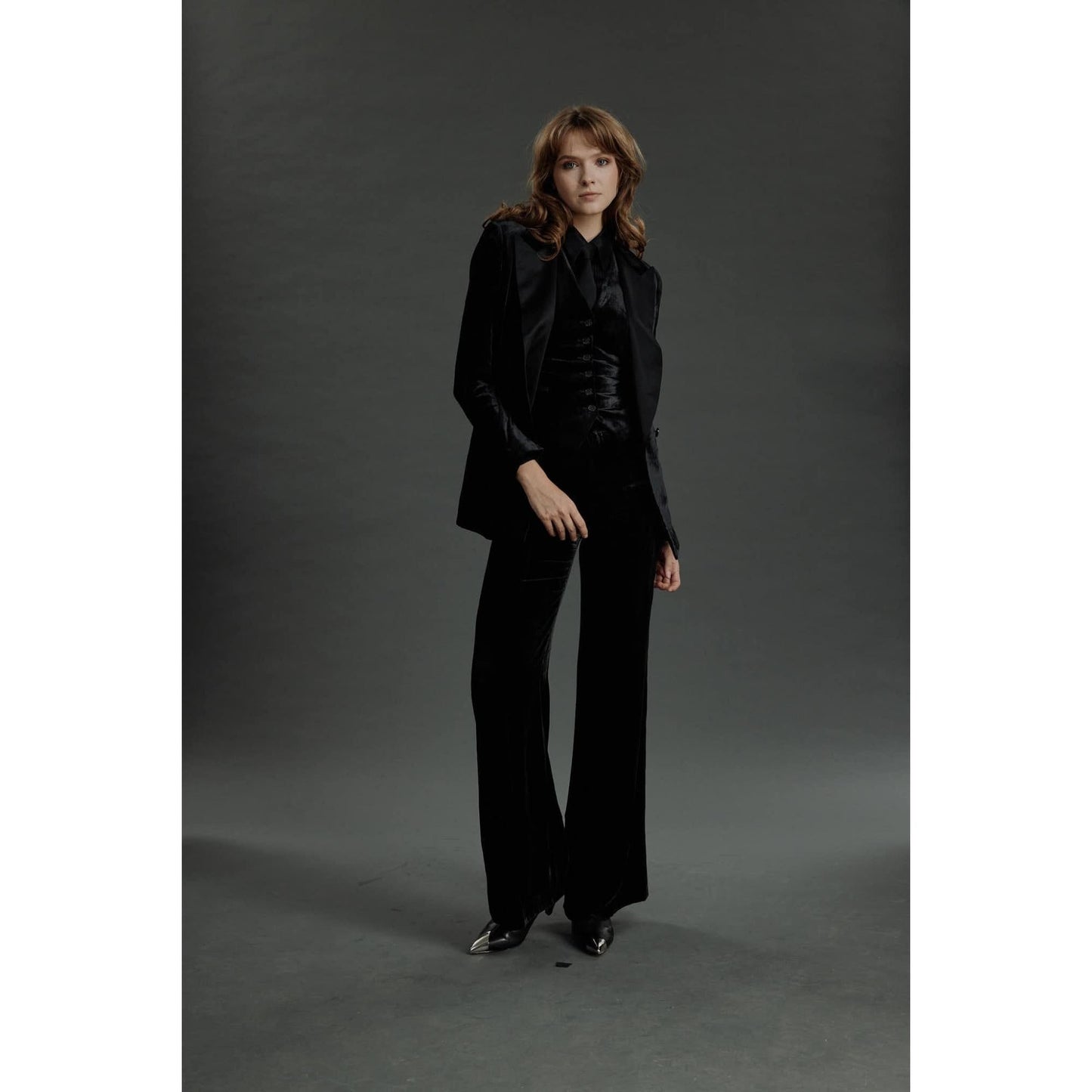 Women Bordeaux- Limited Edition Trousers - Flared Trousers in Black Velvet