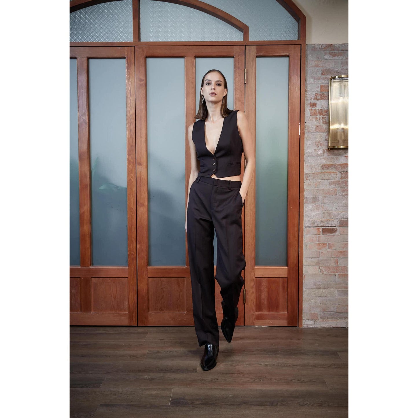 Women Elvas Trouser - Narrow Leg Trousers in Autumn Brown