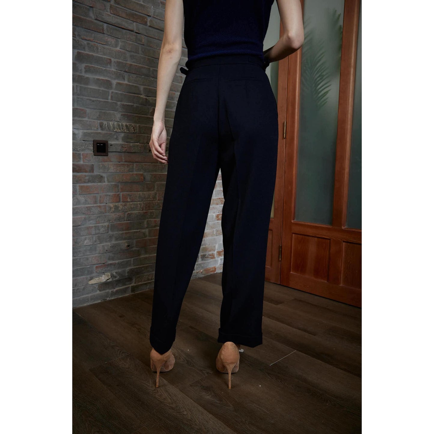Women Silves Trouser - Tailored Trousers in Crepe - Midnight Blue