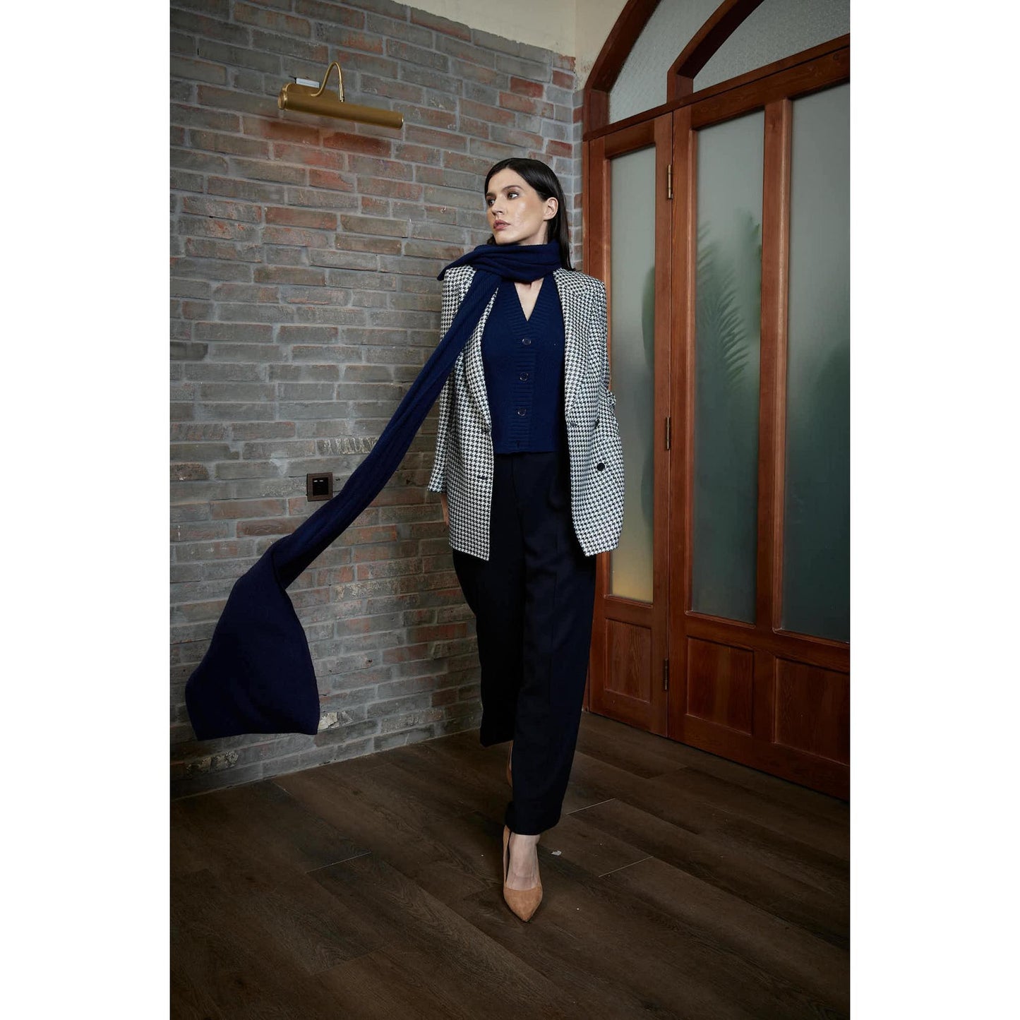 Women Silves Trouser - Tailored Trousers in Crepe - Midnight Blue