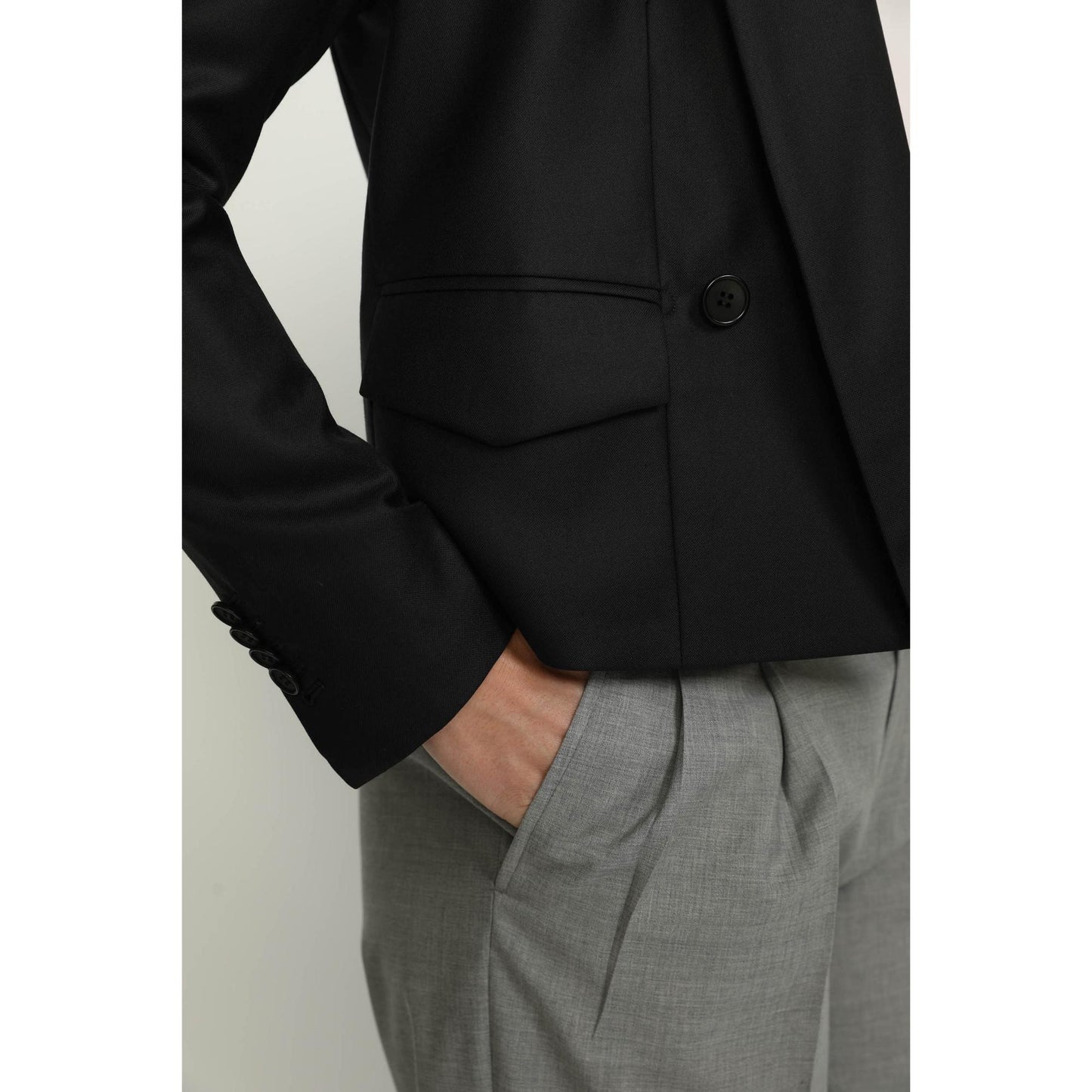 Women Carouge Trousers - Carouge Grey Cropped Trousers