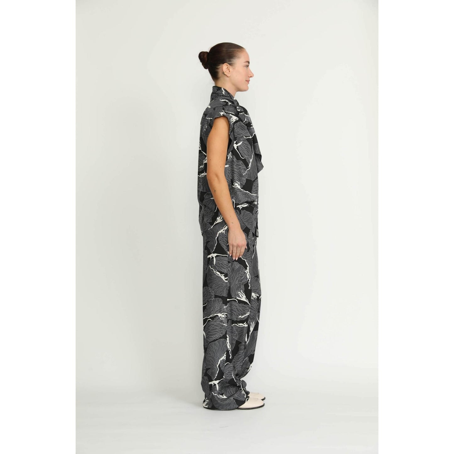 Women Lachen Trousers - Lachen Black Petal Print Wide-Leg Trousers