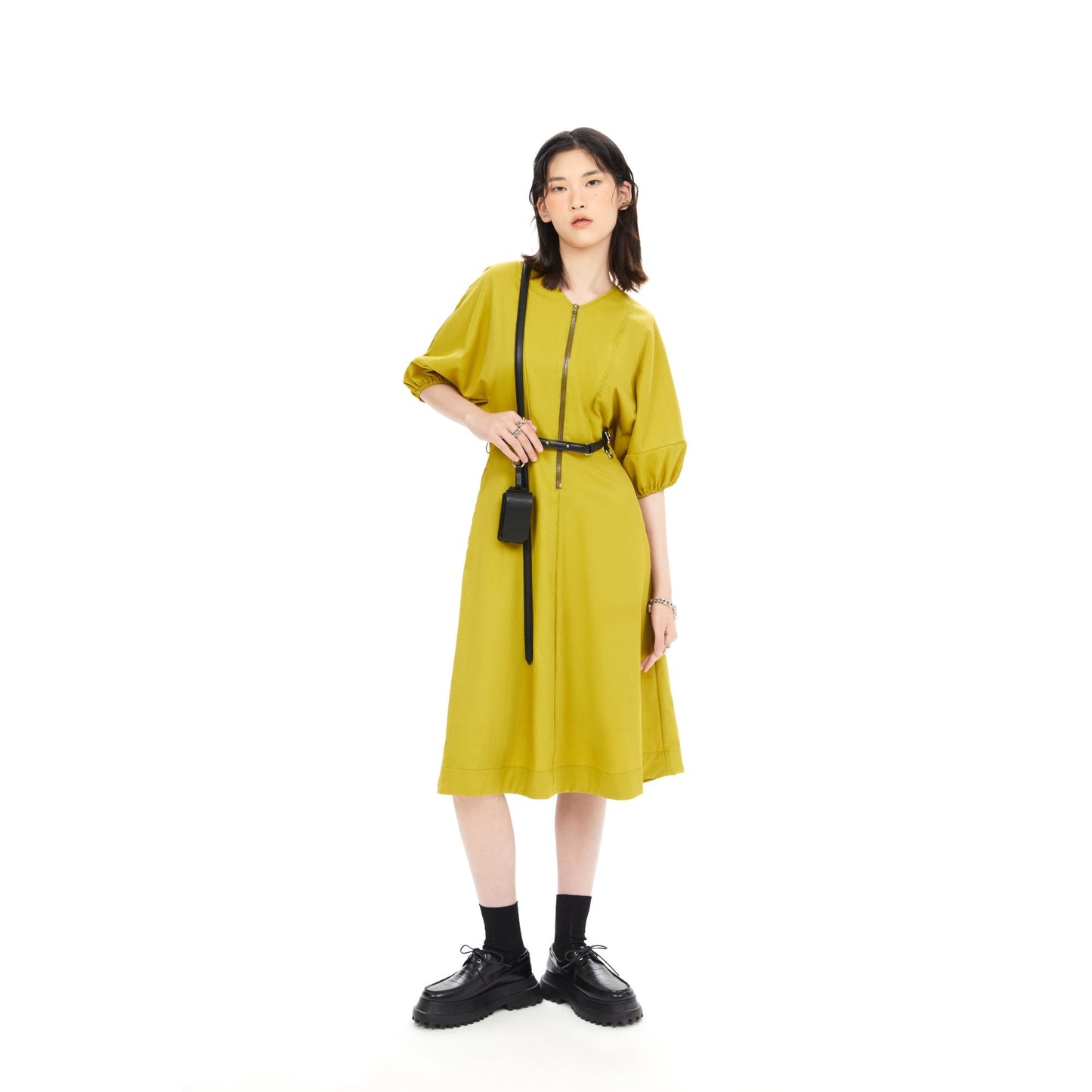 女款短袖連身裙 - 橄欖色