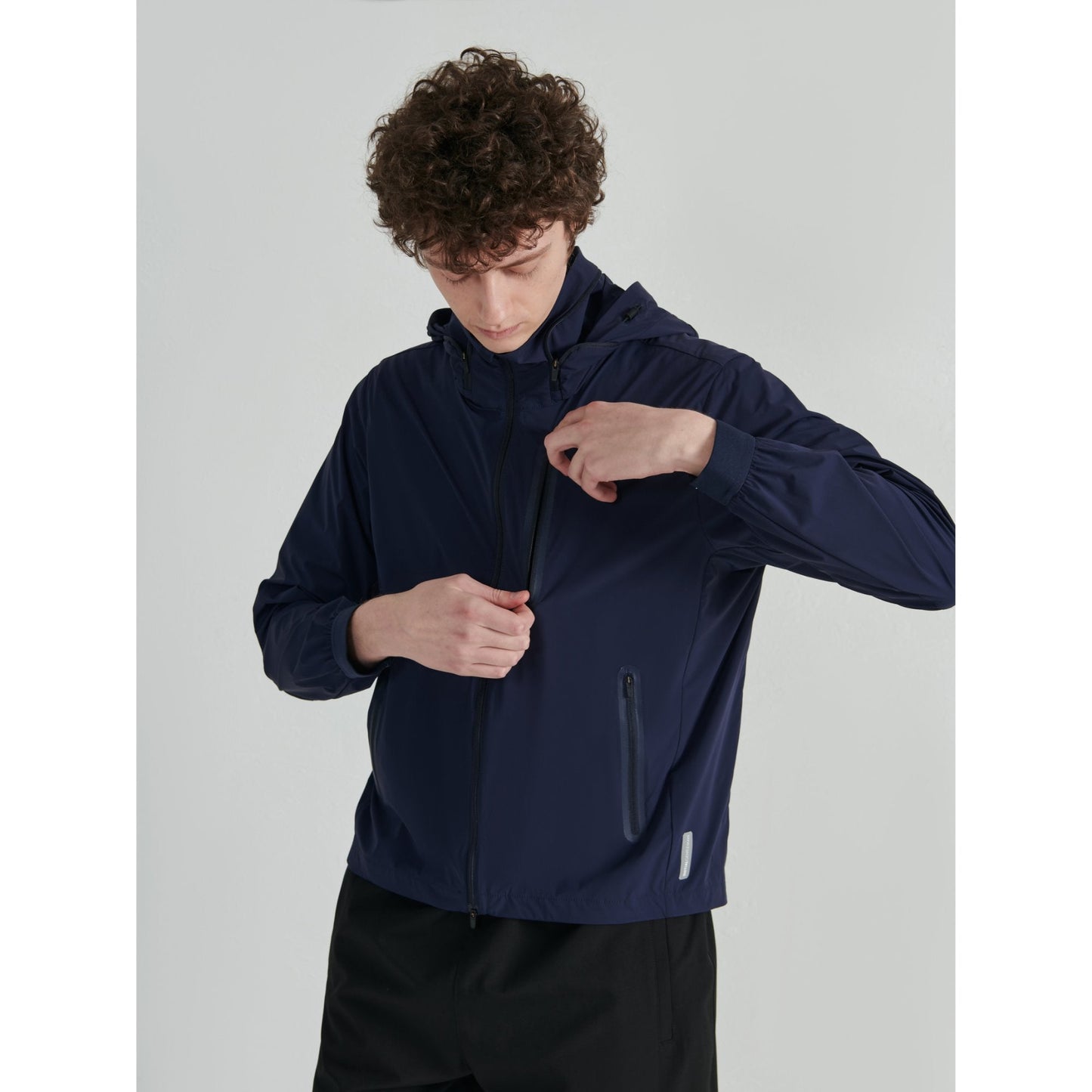 Men Running Windbreaker - Navy