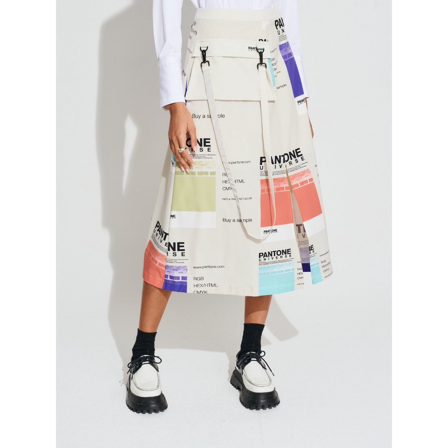 Women Pantone Collection : Packable Side Pocket Skirt - Beige