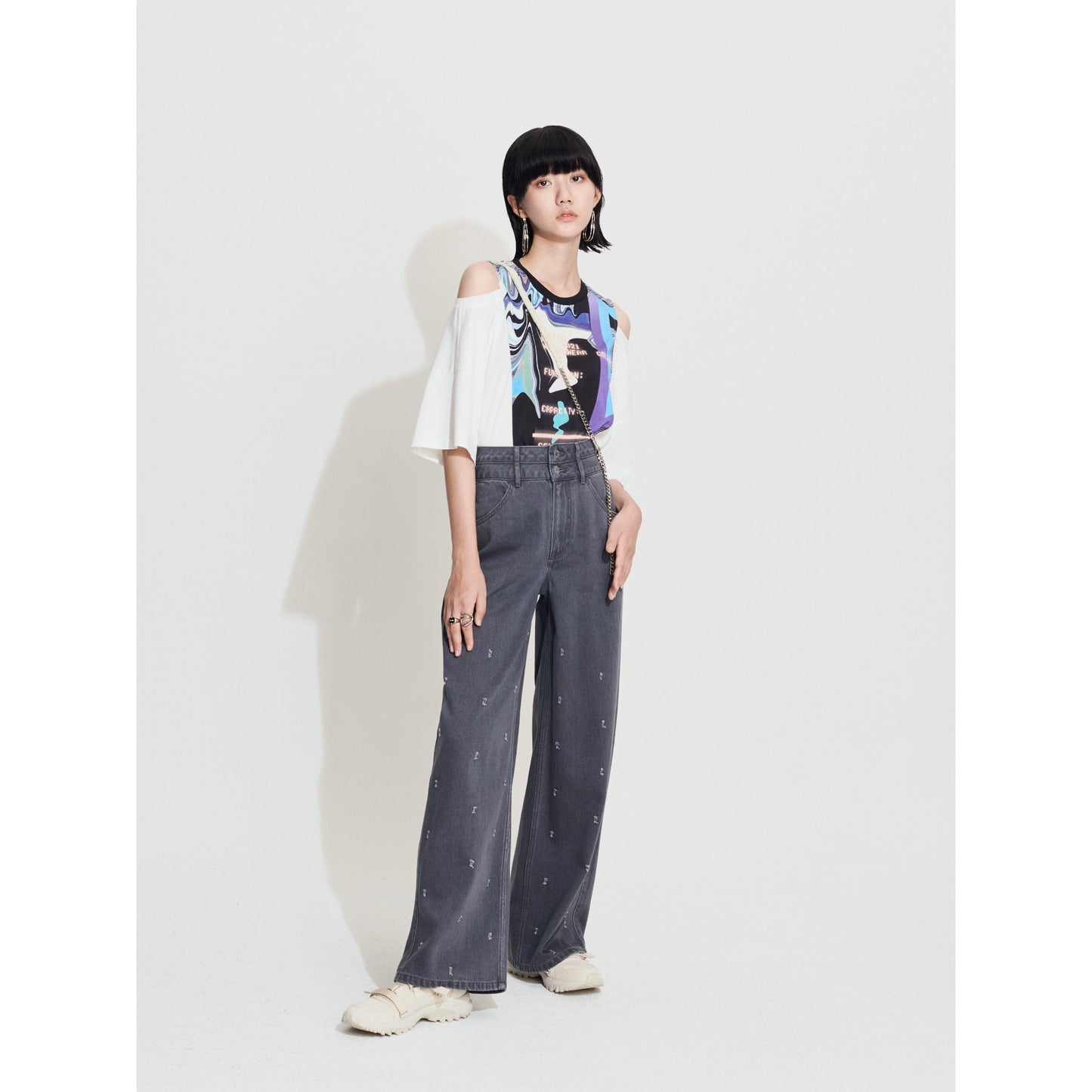 Women Punched Damage Wash Denim Pants - Charcoal