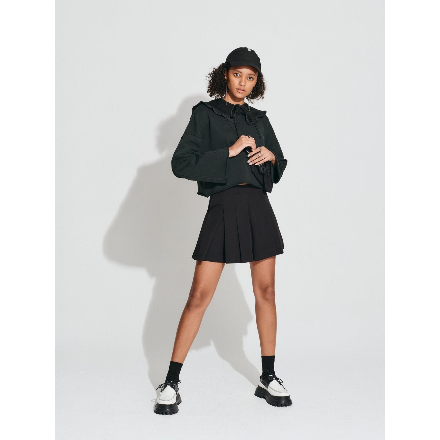 Women Detachable Ruffle Collar Sweatshirt - Black