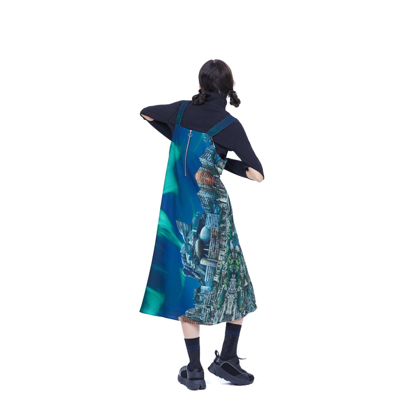 女士超現實系列：連身印花洋裝 - 圖案