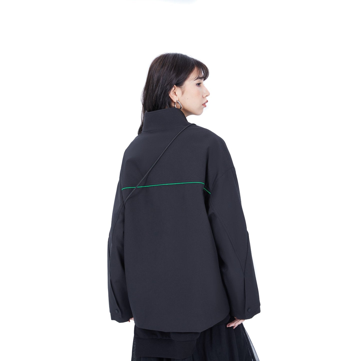 Women Oversize Outdoor Windbearker - Black