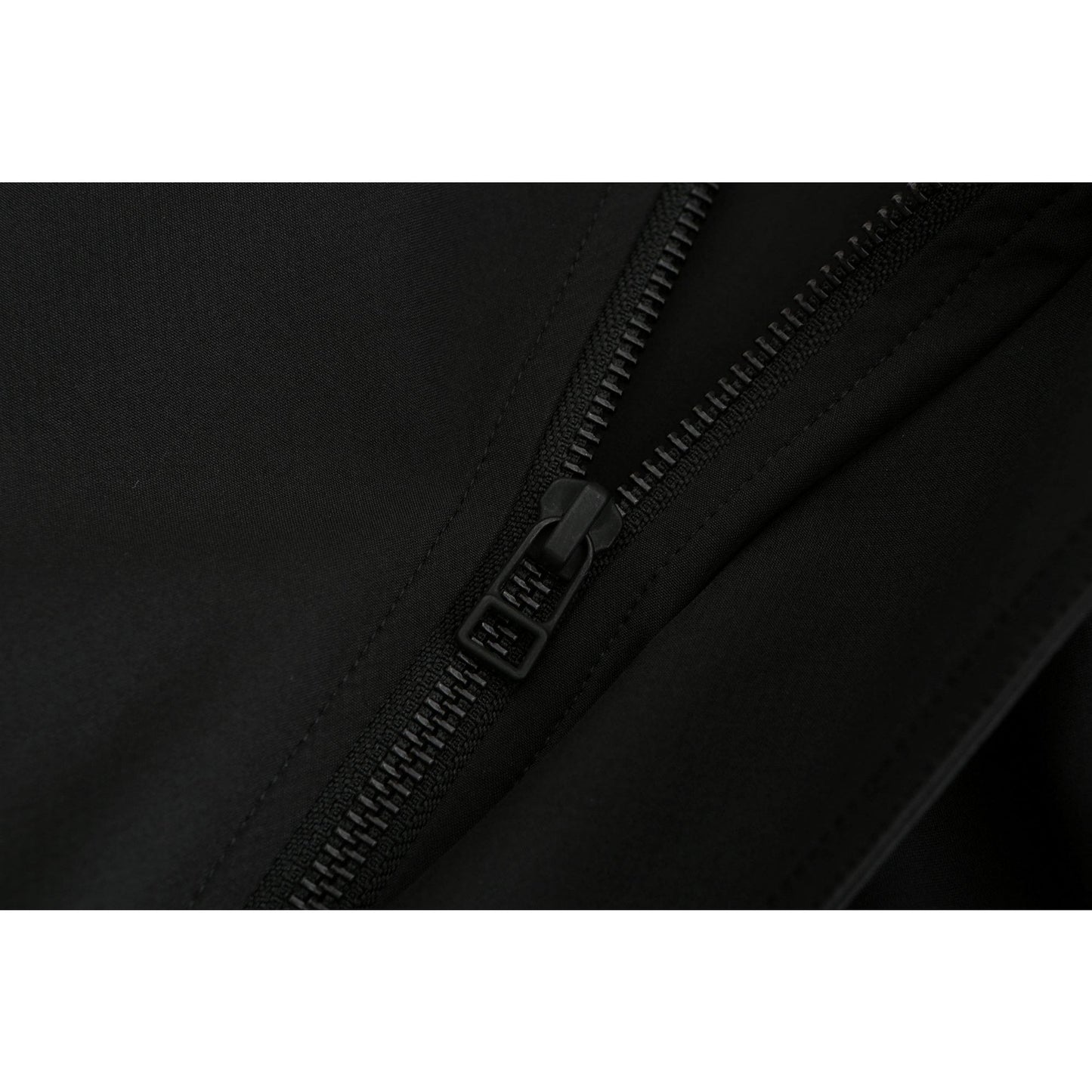 Women Oversize Outdoor Windbearker - Black
