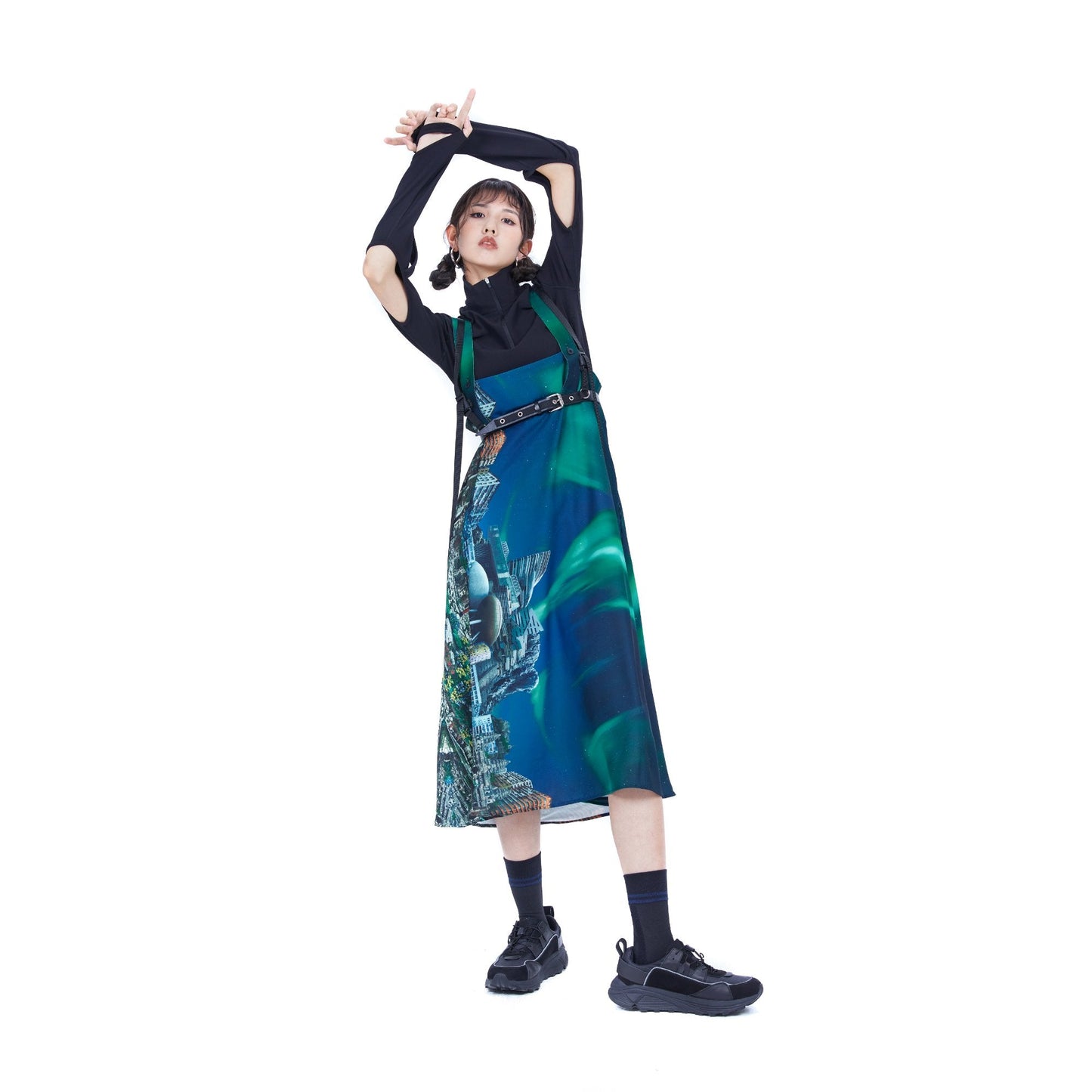 Women Top with Detachable Gloves - Black