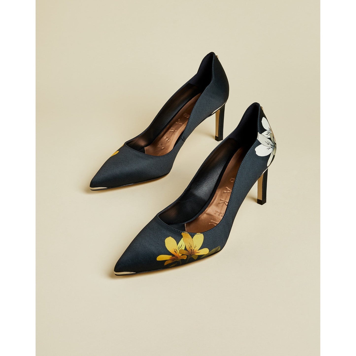 Women Erinpp-Savanna Low Heel Court Shoe - Dark-Blue