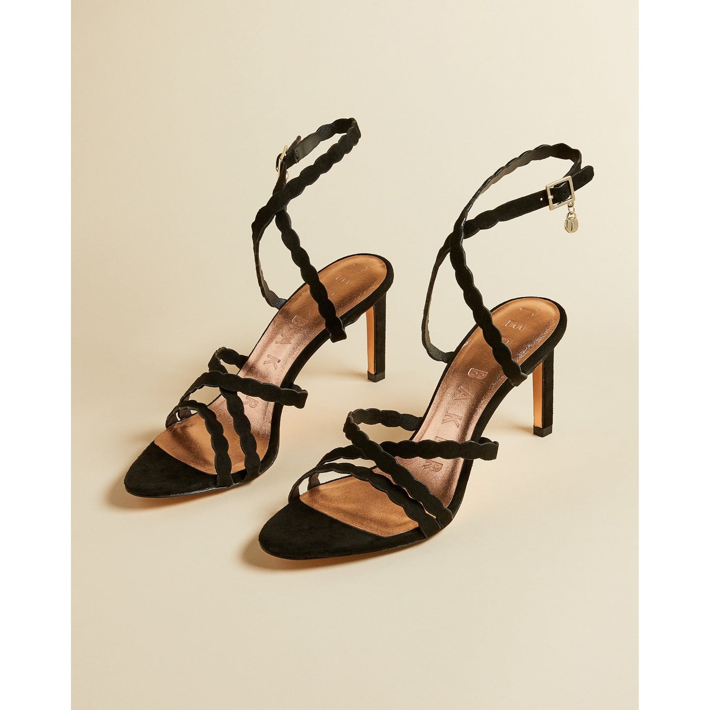 Women Lillys-Suede Scallop Strap Sandal - Black