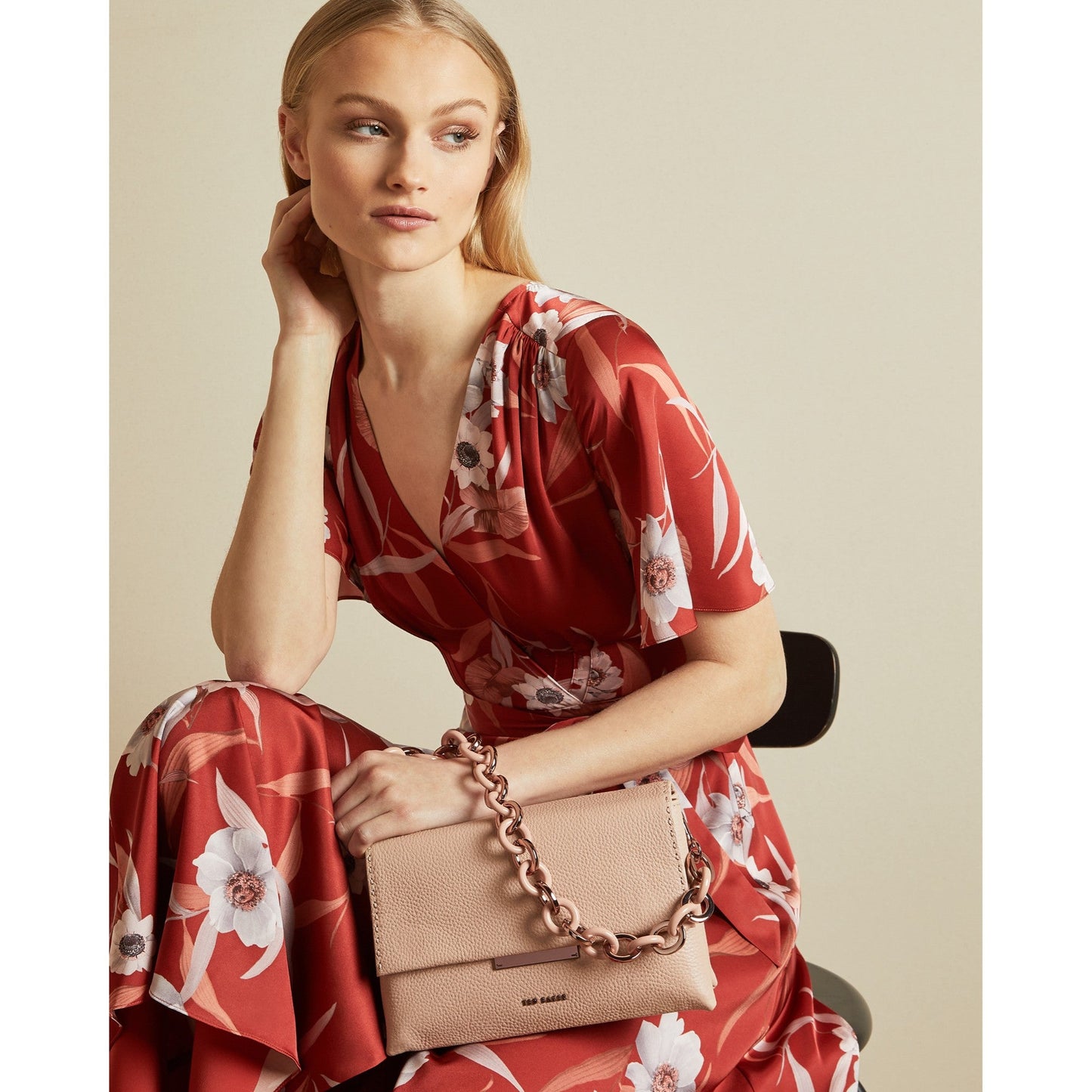 Women Arealia-Resin Chain Cross Body - Taupe