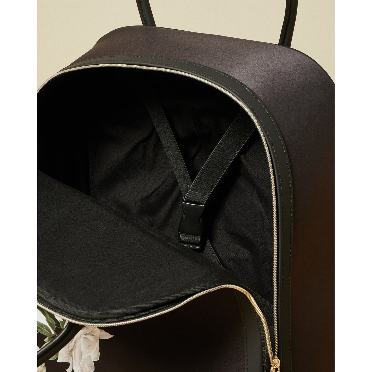 Women Rohana-Elderflower Nylon Travel Bag - Black