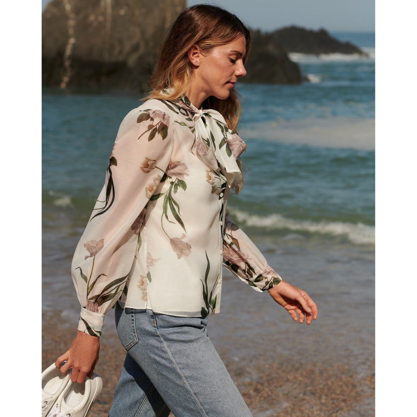 Women Farai-Elderflower Organza Blouse With Bow Neck - White