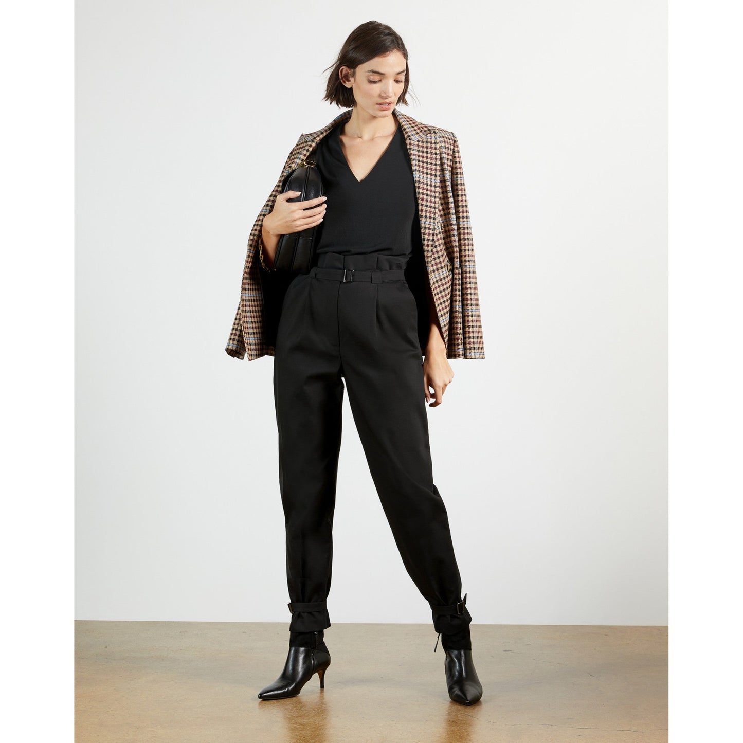 Women Orleni-Lace Detail Top - Black